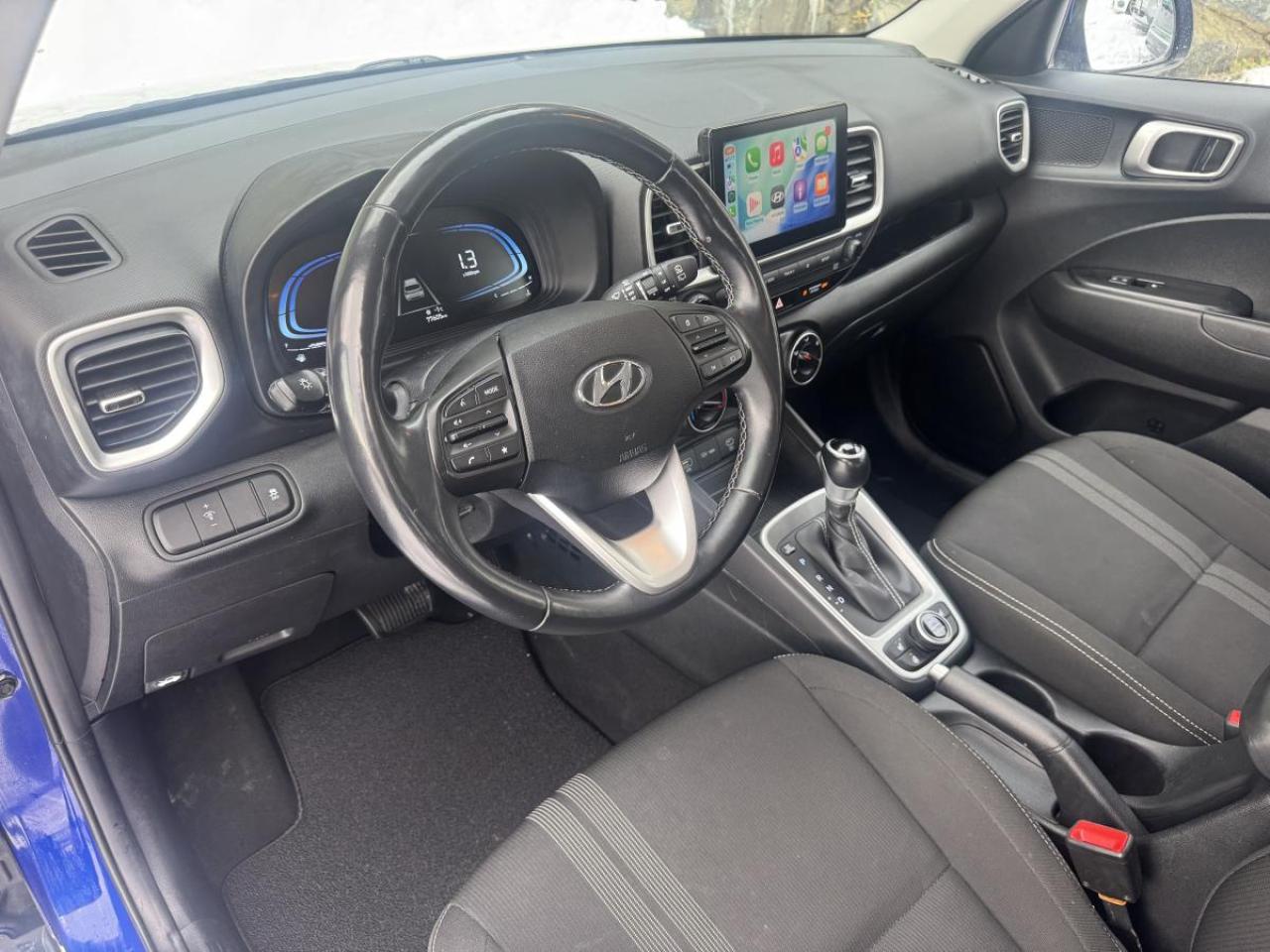 2023 Hyundai Venue Preferred IVT Photo