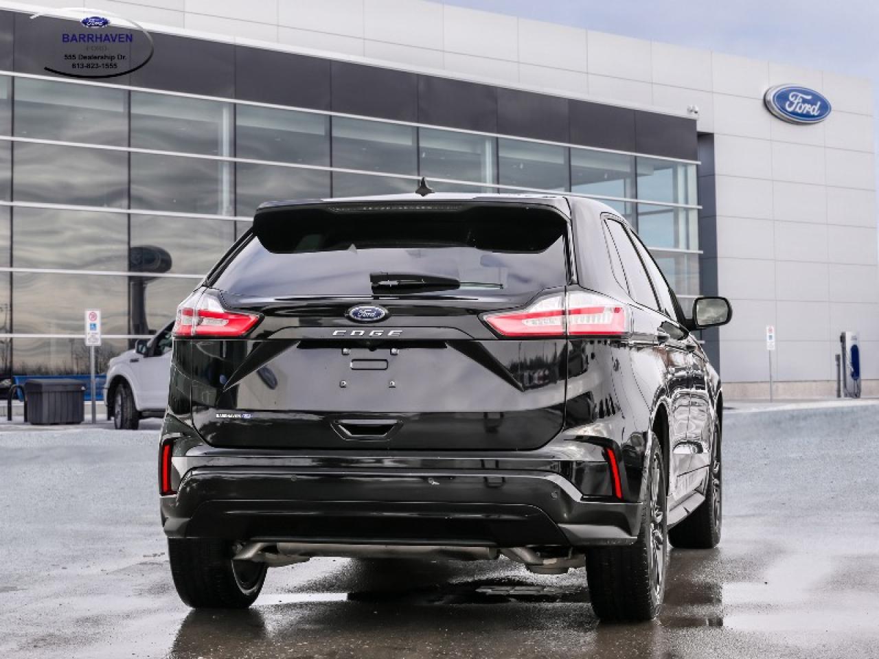2022 Ford Edge ST Line Photo