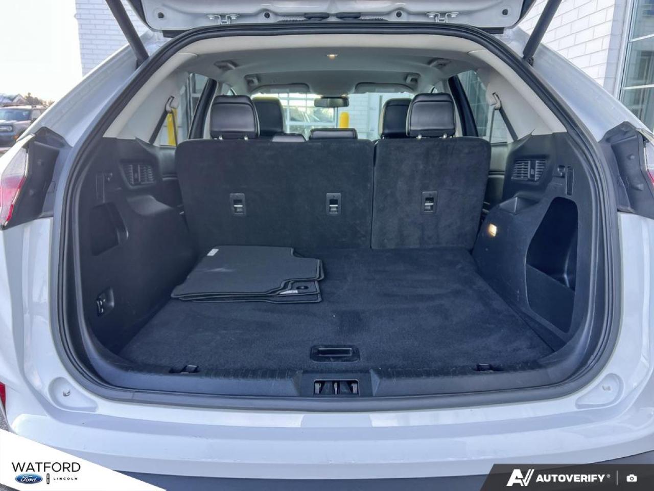 2023 Ford Edge SEL AWD Photo