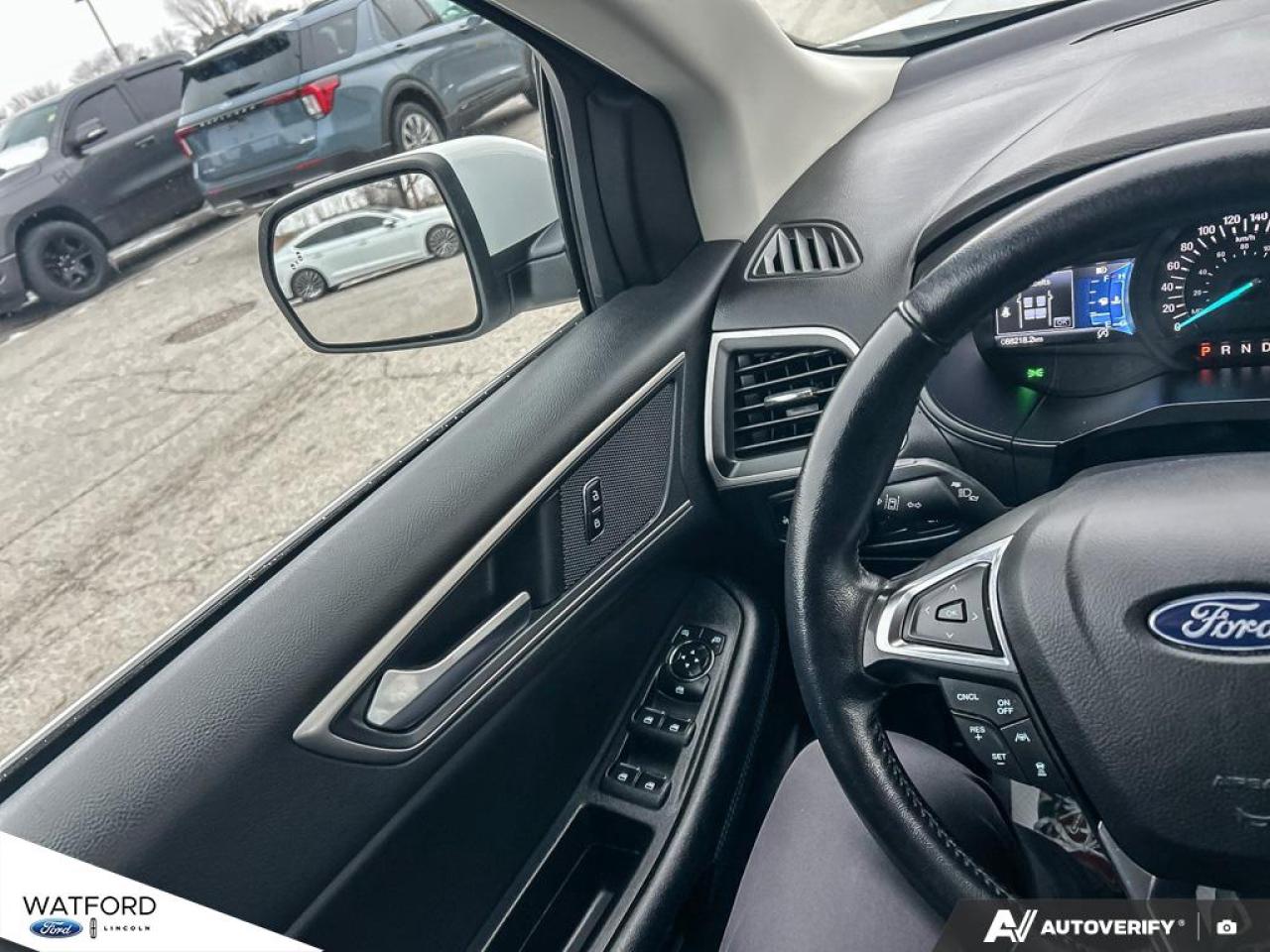 2023 Ford Edge SEL AWD Photo