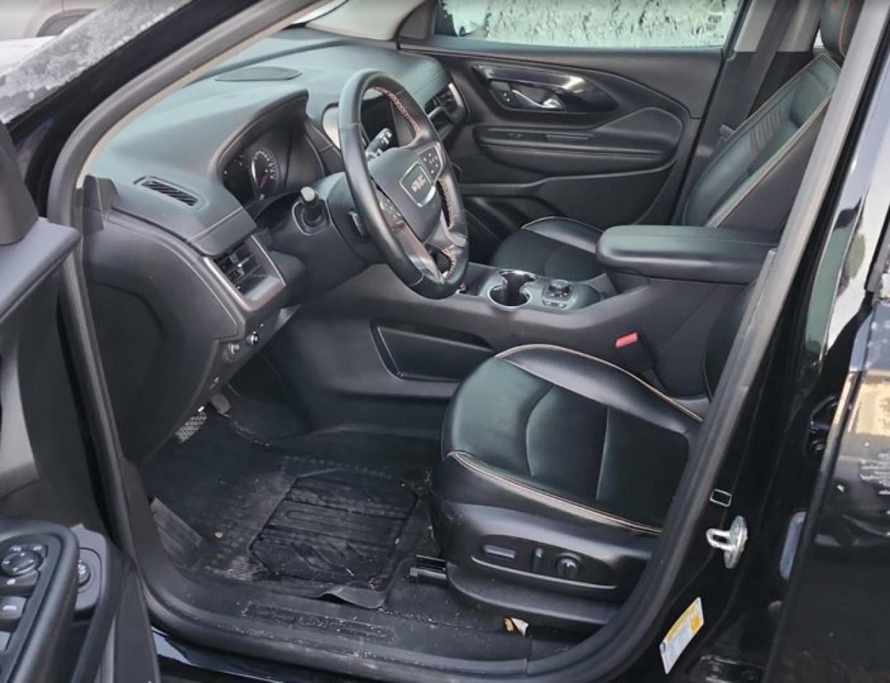 2023 GMC Terrain AT4 AWD | Pano Roof | Leather | Heated Seats + Steering | Power Liftgate | Remote Start | and More ! Photo