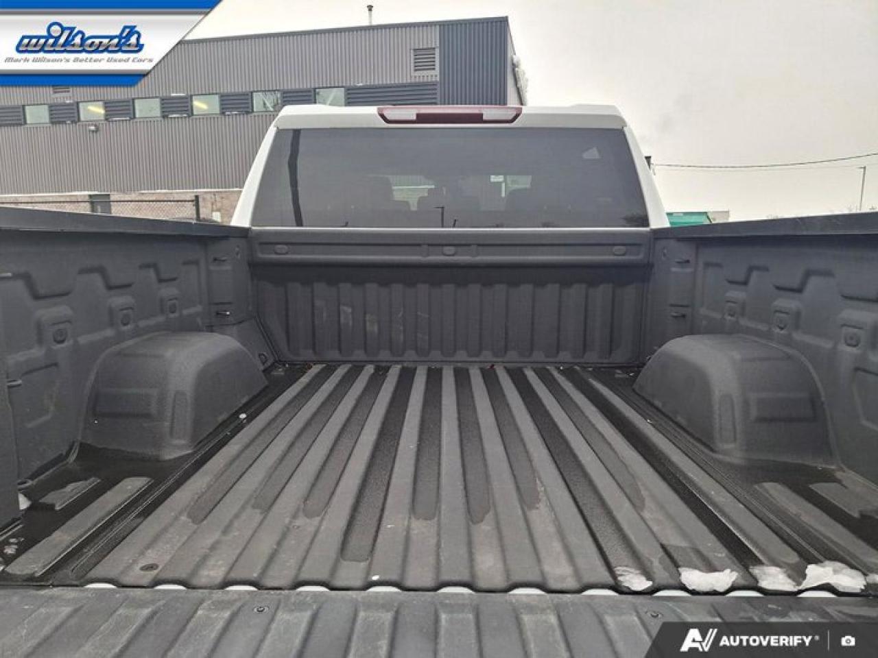 2023 Chevrolet Silverado 1500 WT Crew 4X4 | 5.3L | Leather | Z71 | Spray-on Liner | Alloy wheels | CarPlay + Android | and More ! Photo