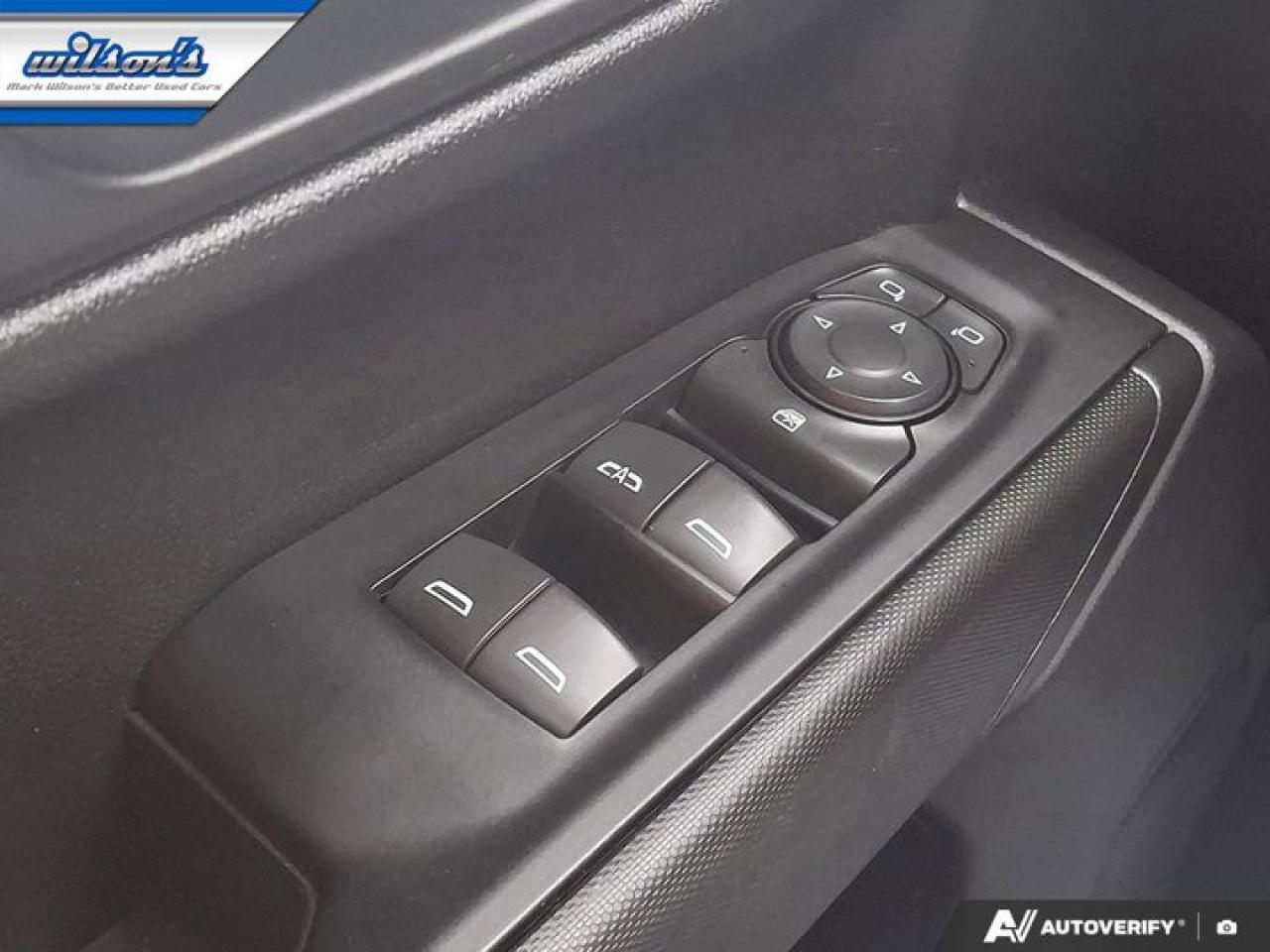 2023 Chevrolet Silverado 1500 WT Crew 4X4 | 5.3L | Leather | Z71 | Spray-on Liner | Alloy wheels | CarPlay + Android | and More ! Photo