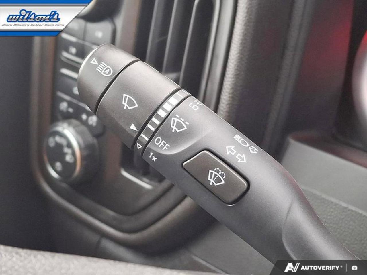 2023 Chevrolet Silverado 1500 WT Crew 4X4 | 5.3L | Leather | Z71 | Spray-on Liner | Alloy wheels | CarPlay + Android | and More ! Photo