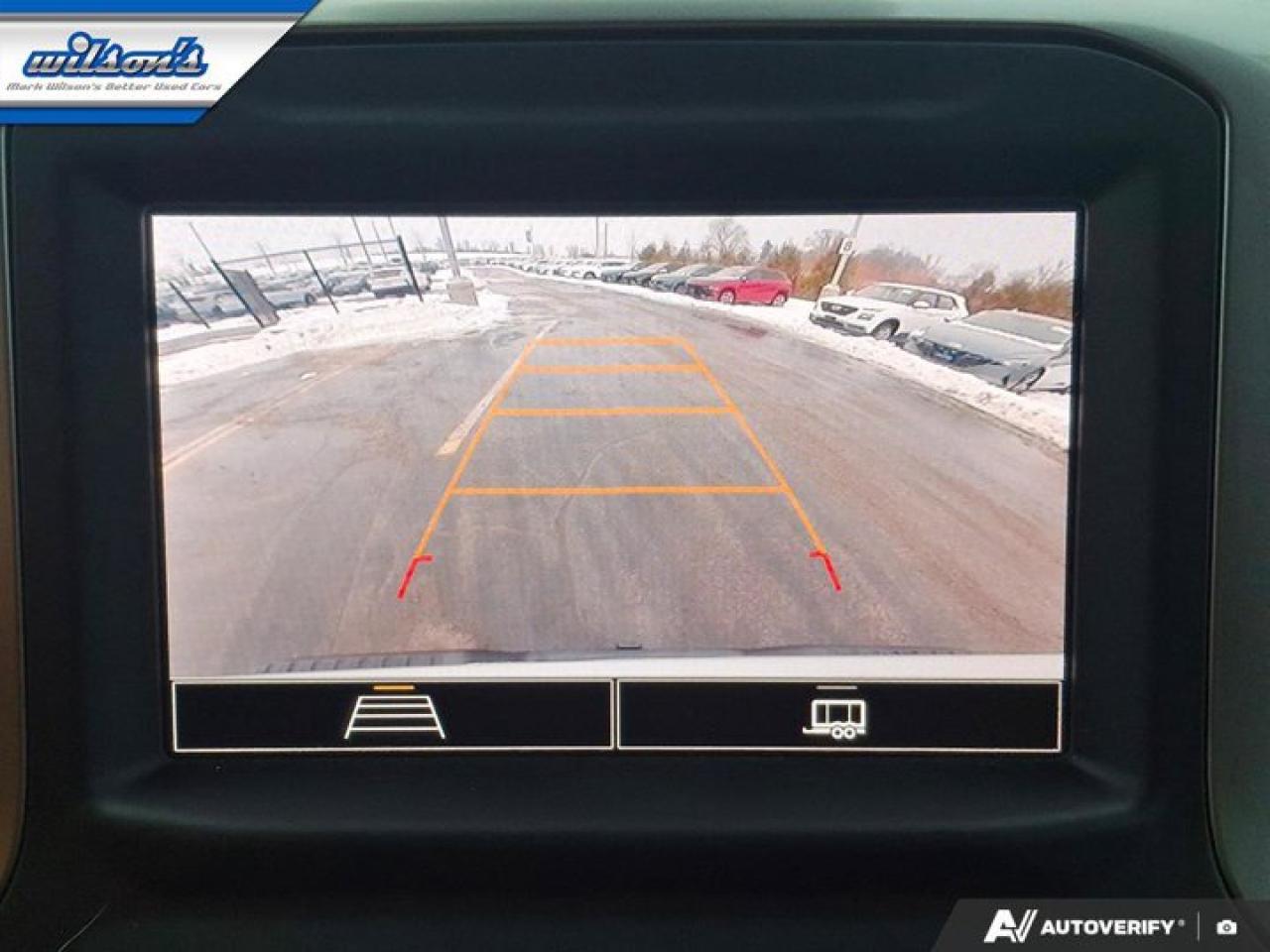 2023 Chevrolet Silverado 1500 WT Crew 4X4 | 5.3L | Leather | Z71 | Spray-on Liner | Alloy wheels | CarPlay + Android | and More ! Photo