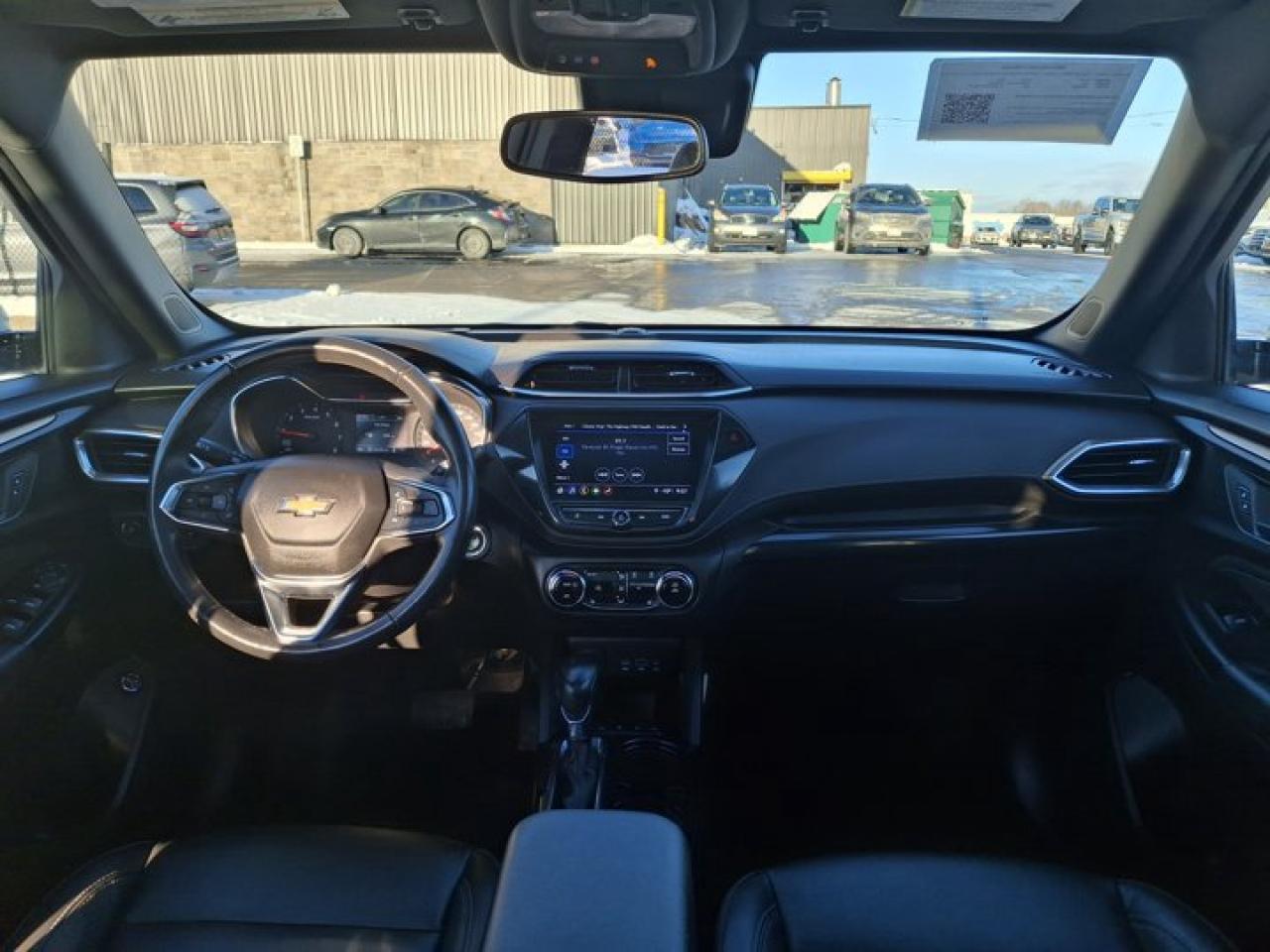 2023 Chevrolet TrailBlazer ACTIV AWD | Leather | Sunroof | BSM | CarPlay + Android | Power Seat | Heated Wheel + Seats and More Photo