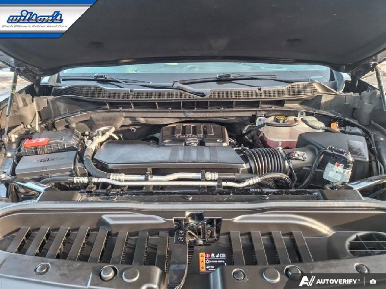 2022 Chevrolet Silverado 1500 Custom Trail Boss Crew 4WD | Z71 | Trailering Pkg | CarPlay + Android | Rear Camera | and More ! Photo