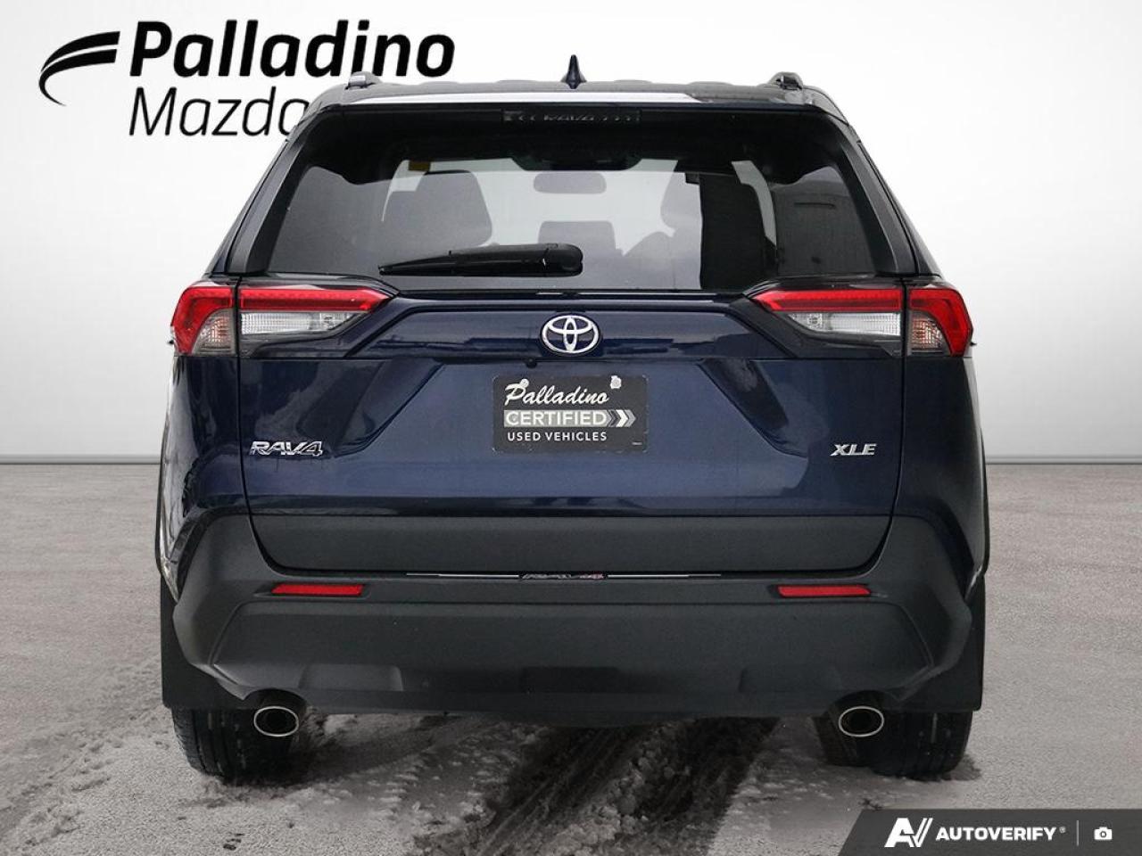 2020 Toyota RAV4 XLE Photo4