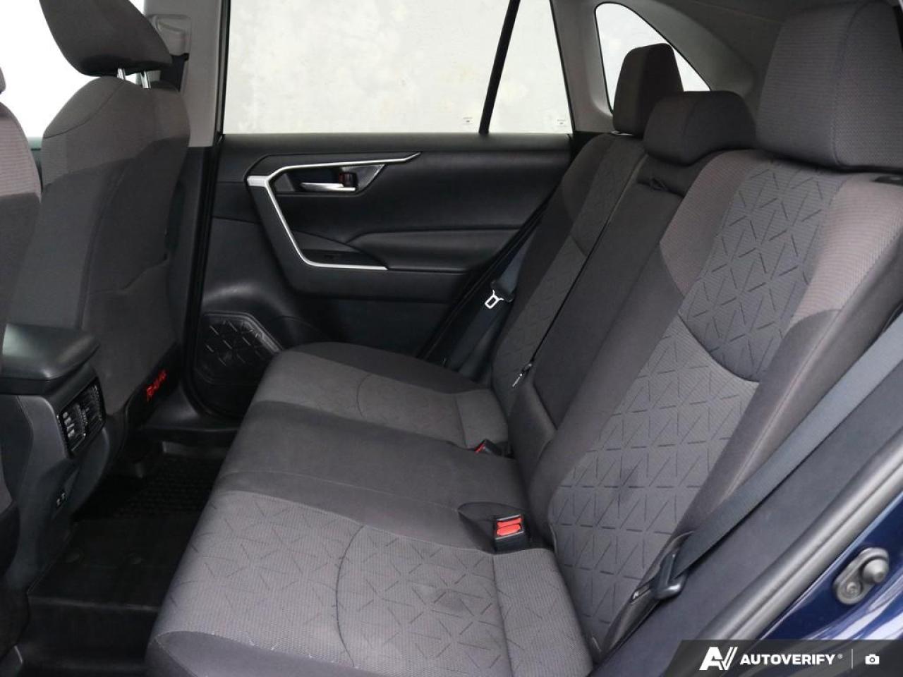 2020 Toyota RAV4 XLE Photo