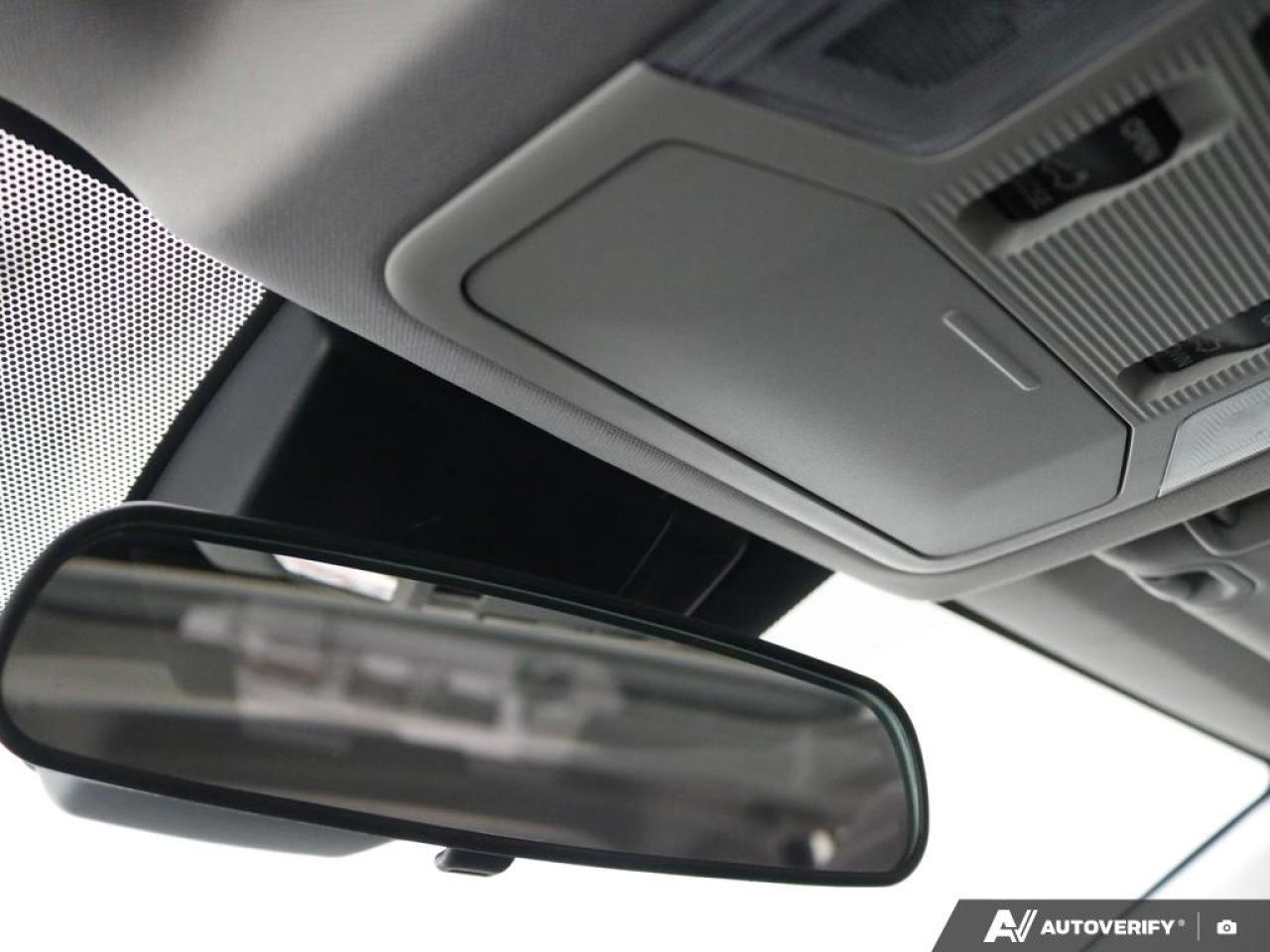 2020 Toyota RAV4 XLE Photo