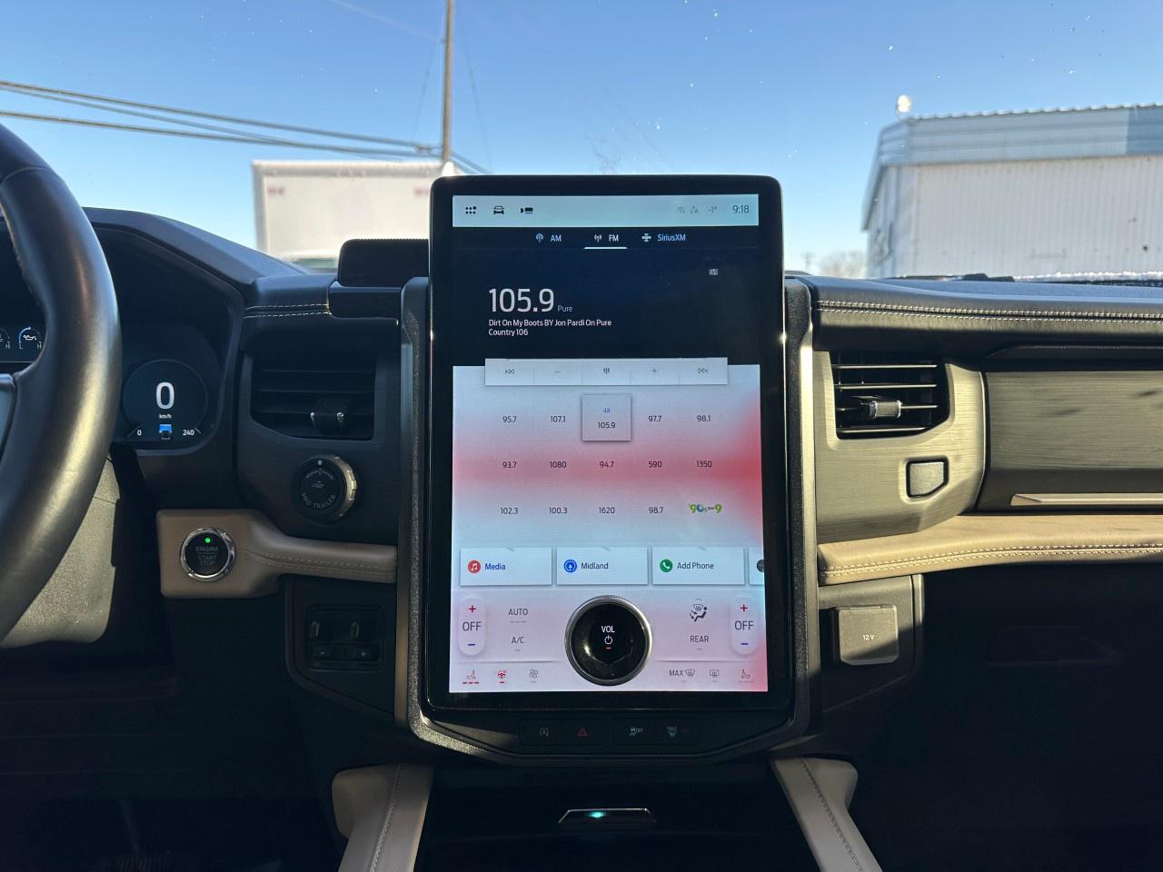 2022 Ford Expedition Platinum Max 4X4 Photo