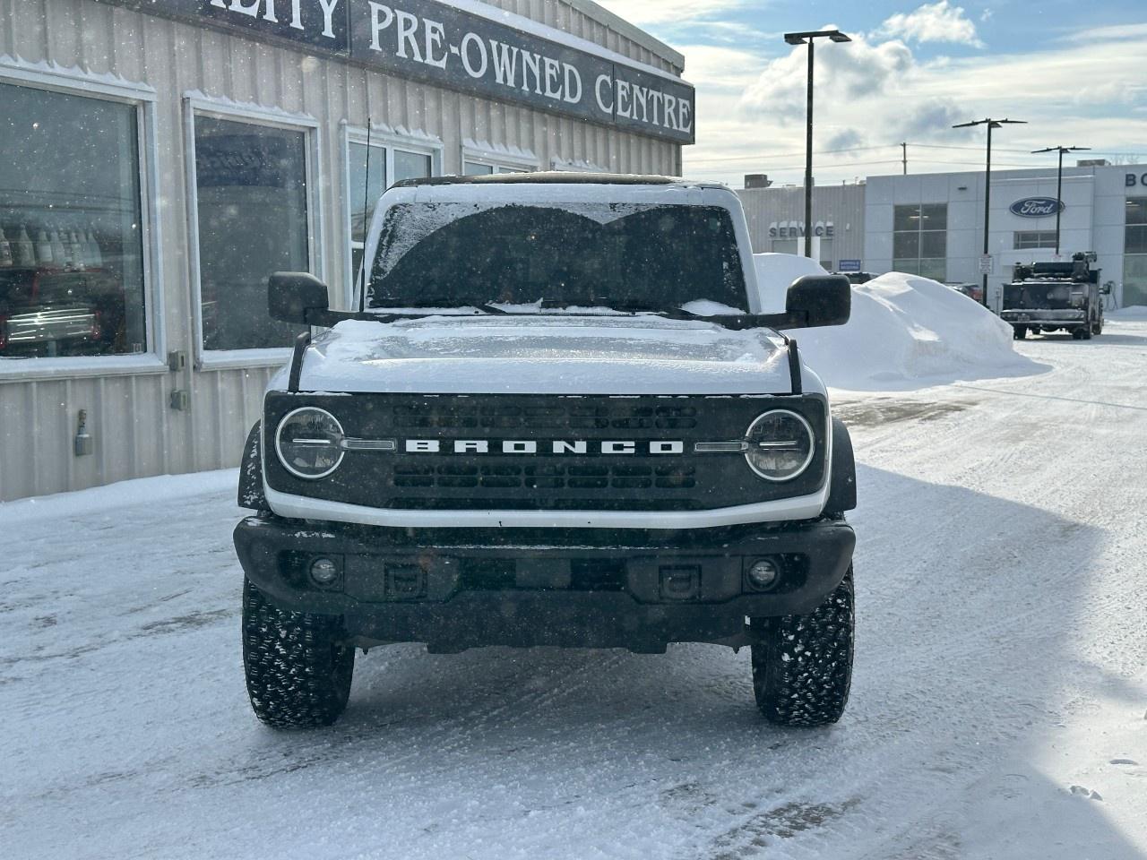2022 Ford Bronco Black Diamond 4 Door Advanced 4x4 Photo2