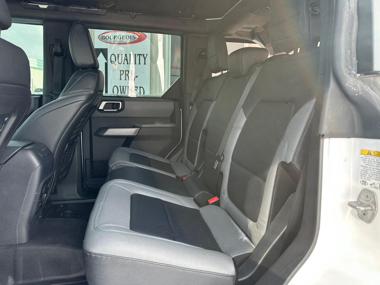 2022 Ford Bronco Black Diamond 4 Door Advanced 4x4 Photo