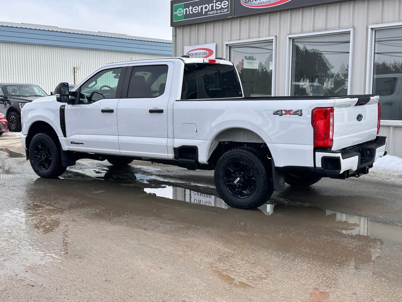 2026 Ford F-250 Super Duty SRW XL 4WD Crew Cab 6.75' Box Photo