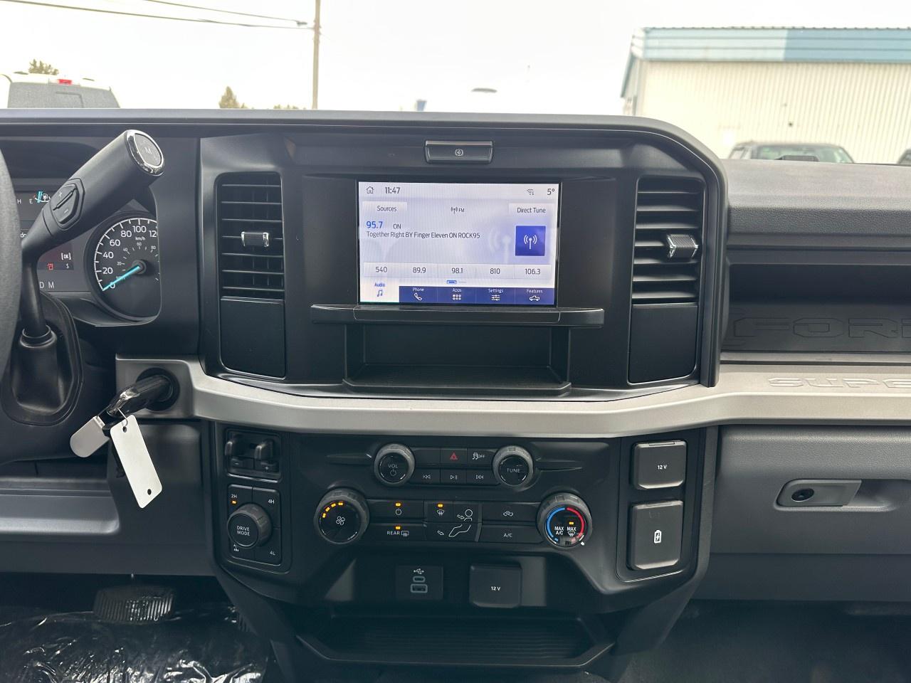 2026 Ford F-250 Super Duty SRW XL 4WD Crew Cab 6.75' Box Photo