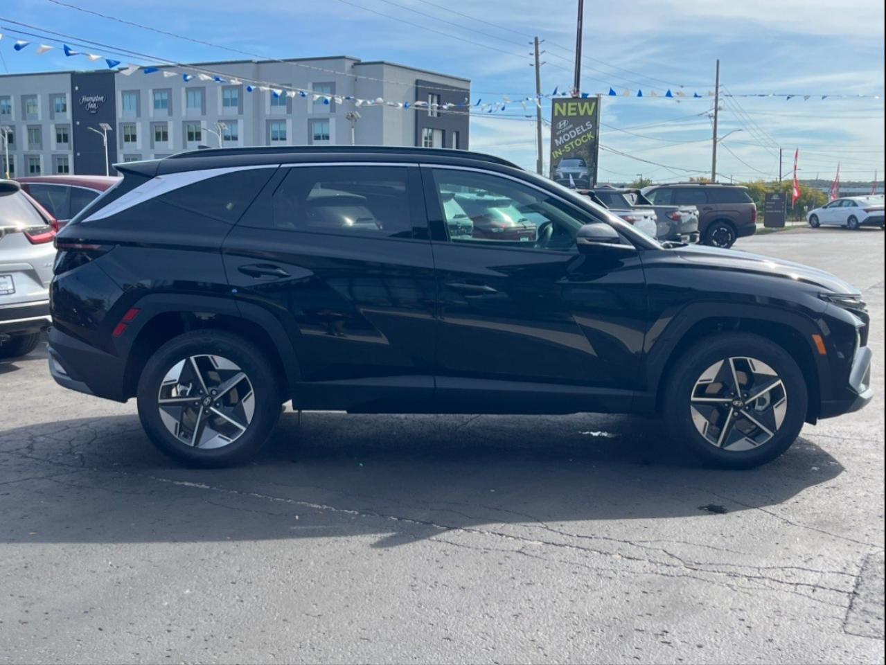 2026 Hyundai Tucson Preferred AWD w/Trend Pkg [TUCWDK2EPMTM] Photo