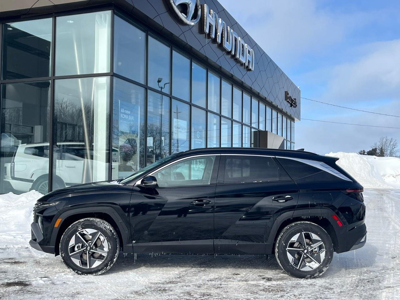 2026 Hyundai Tucson Preferred AWD w/Trend Pkg [TUCWDK2EPMTM] Photo2