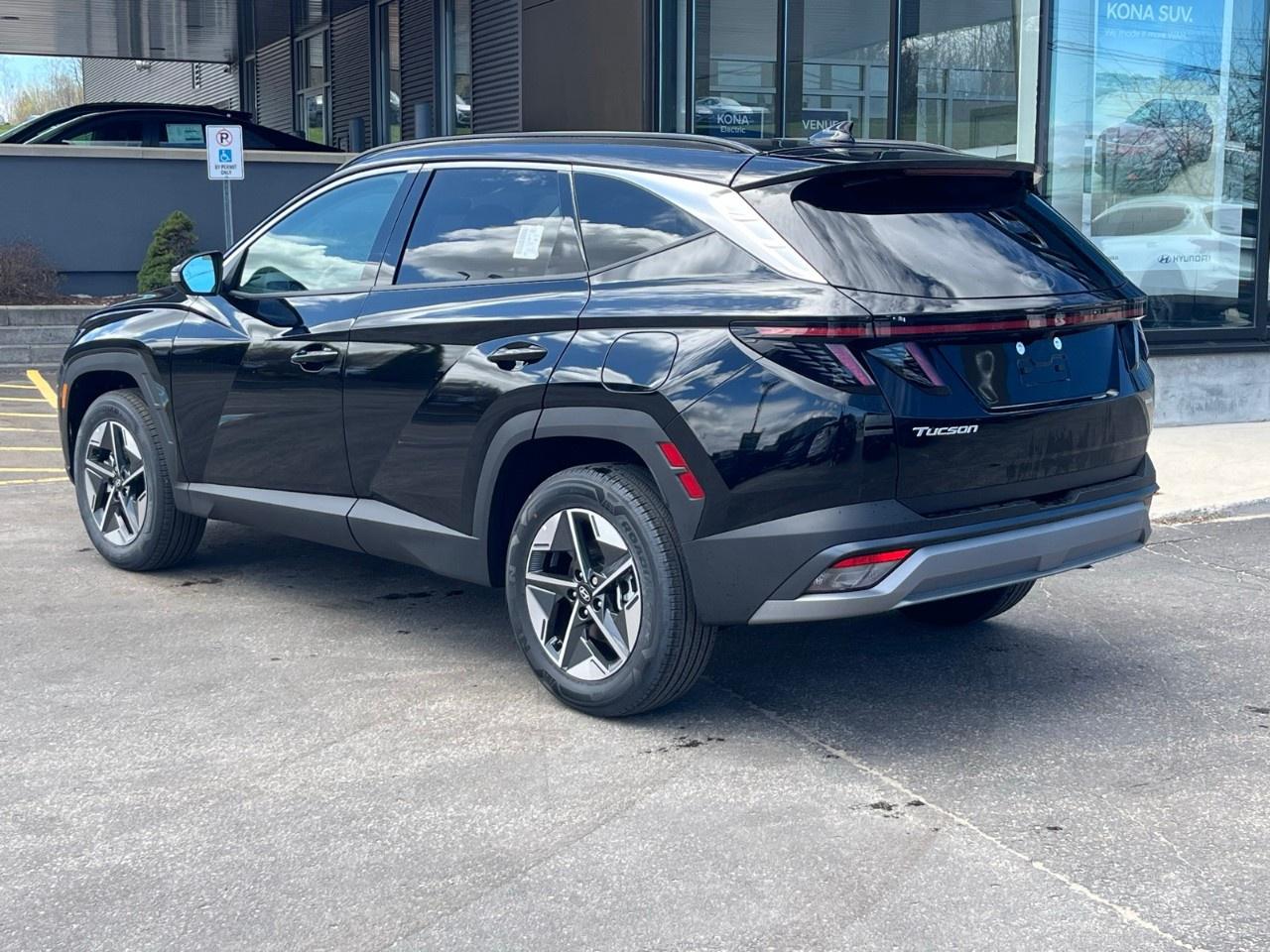 2026 Hyundai Tucson Preferred AWD w/Trend Pkg [TUCWDK2EPMTM] Photo
