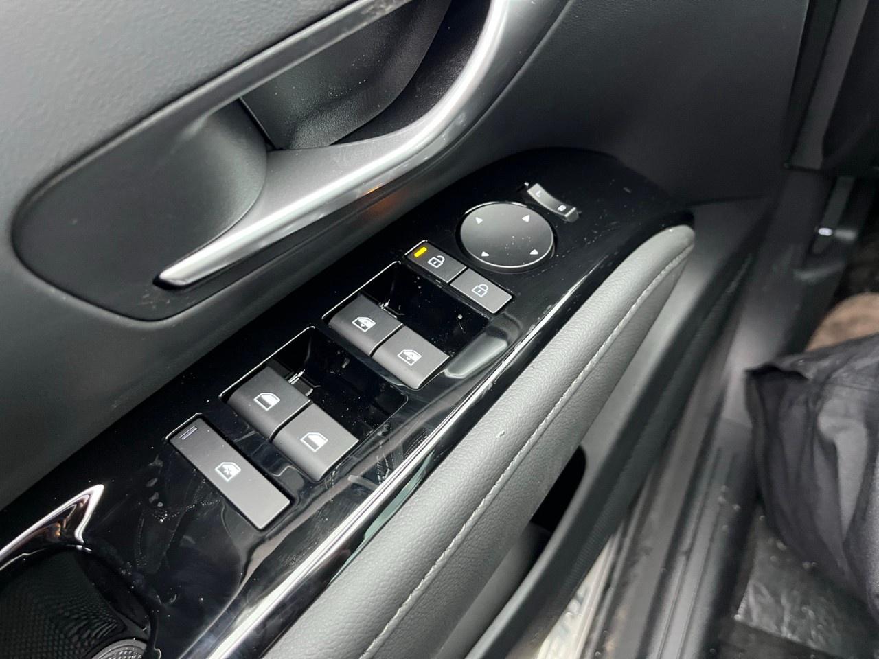 2026 Hyundai Tucson Hybrid Ultimate AWD Photo