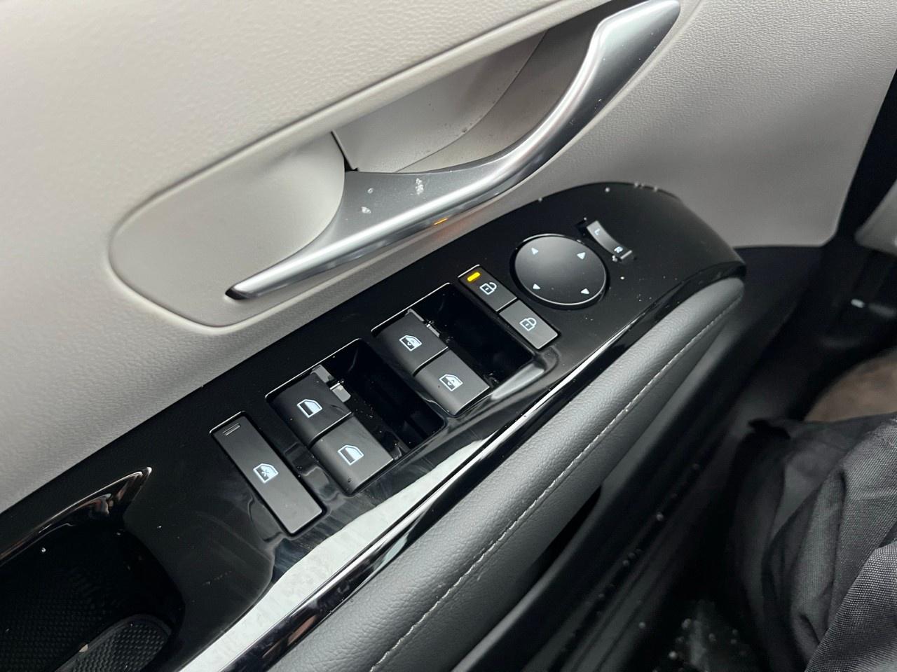 2026 Hyundai Tucson Hybrid Ultimate AWD Photo