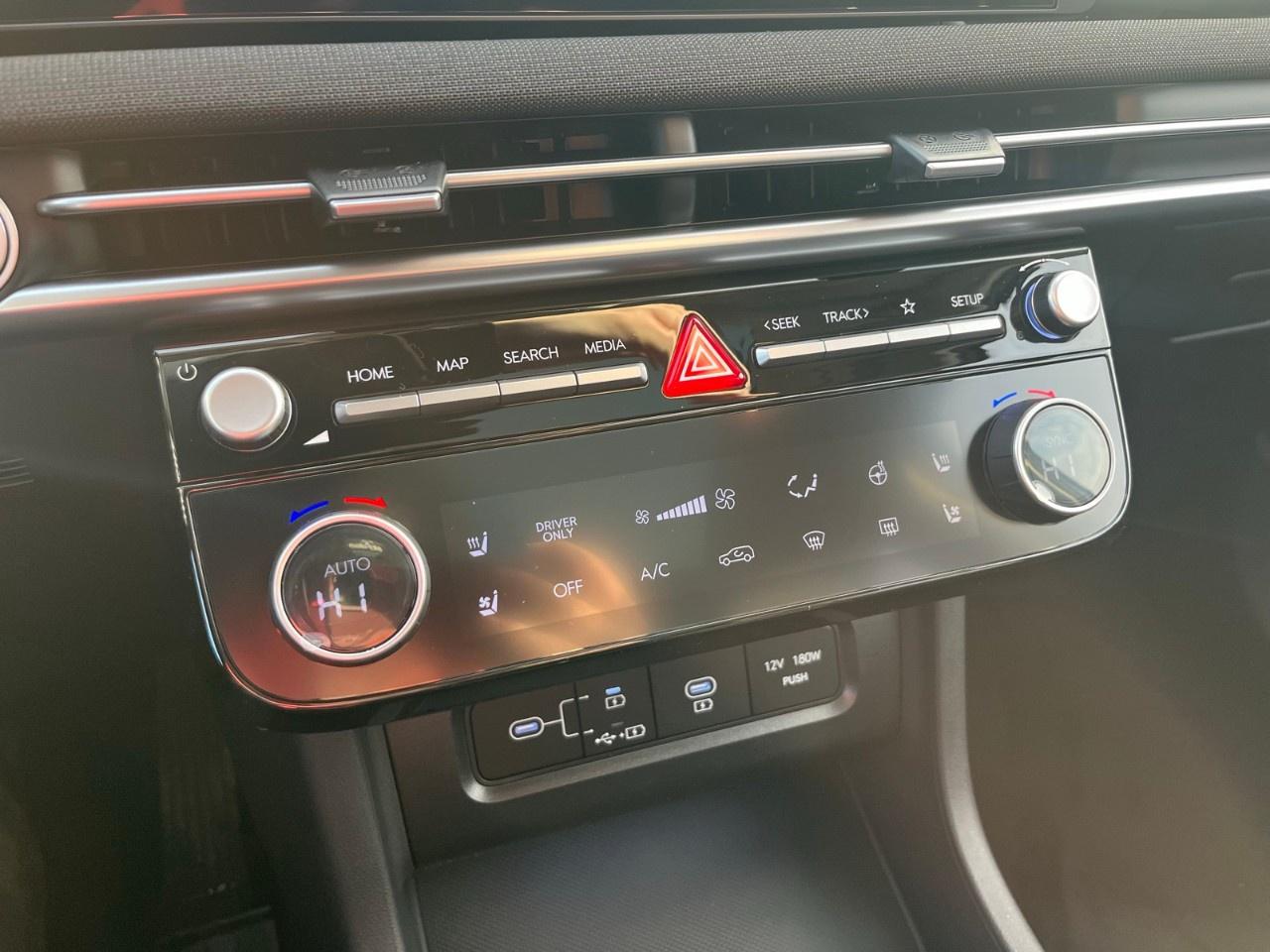 2026 Hyundai Tucson Hybrid Ultimate AWD Photo