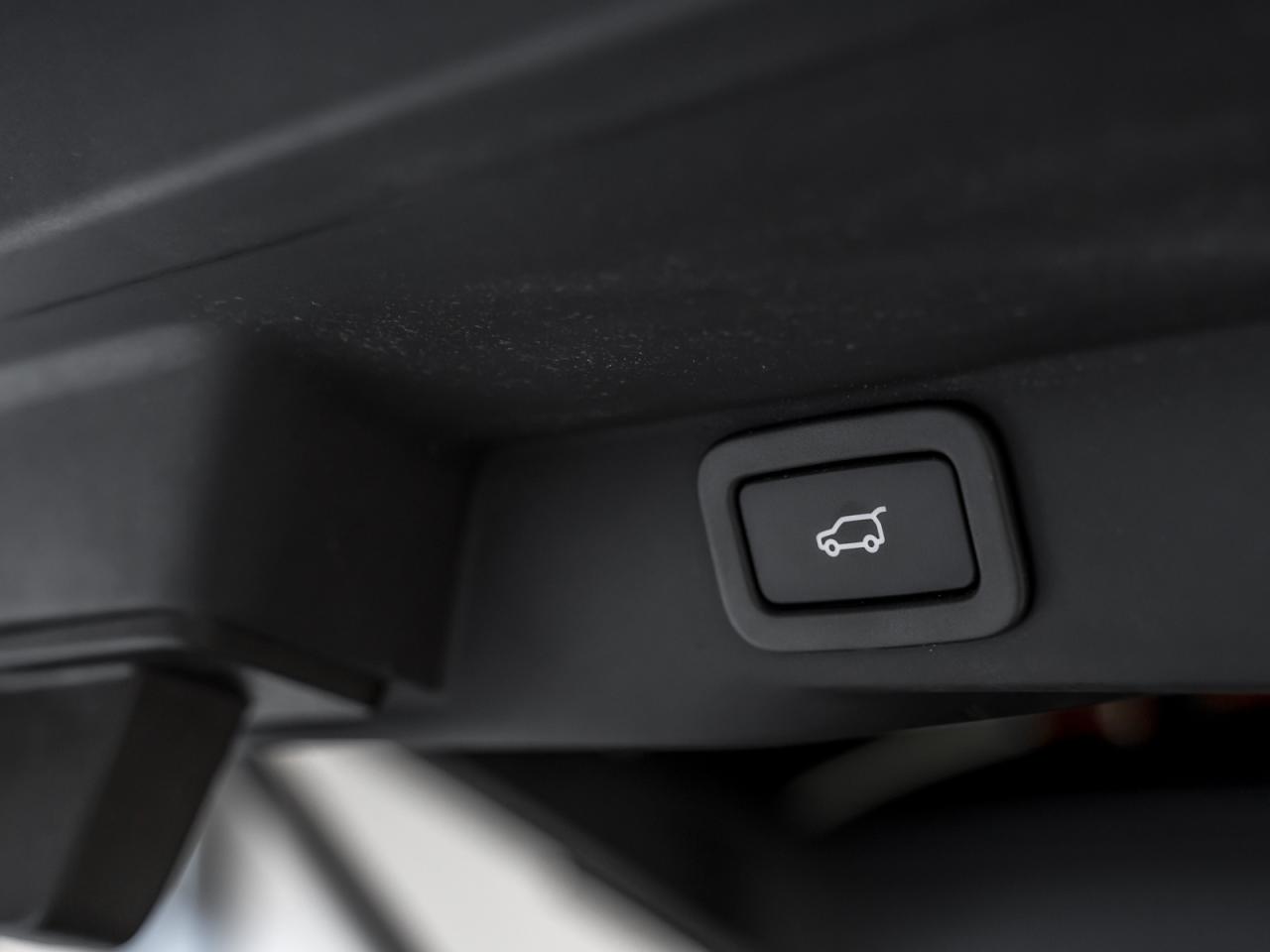 2019 Land Rover Range Rover Sport $415 BI WEEKLY $5000 DOWN| AUTOBIOGRAPHY|ADAPT CRUISE|HEADS-UP|360CAM|MERIDIAN|LOADED Photo