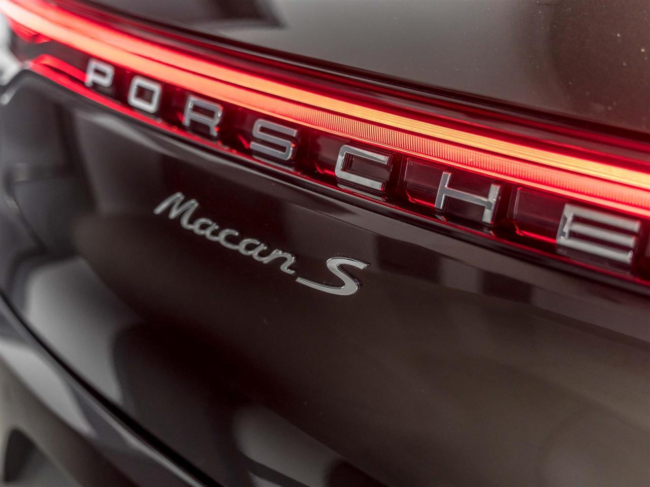 2019 Porsche Macan $399 BI WEEKLY $5000 DOWN|S|PREMIUM PLUS|PREMIUM INTERIOR|360CAM|BOSE|LOADED Photo