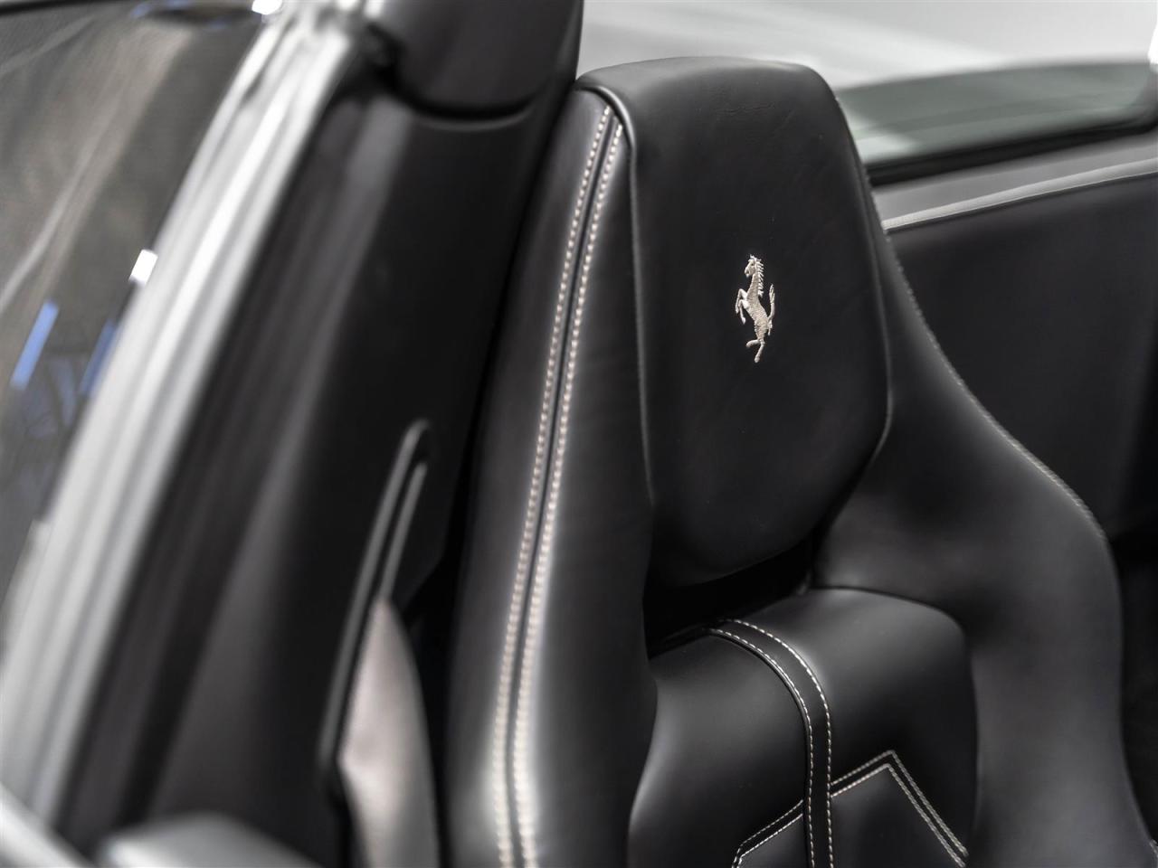 2018 Ferrari 400i CARBON FIBER RACING PKG|NOVITEC EXHAUST|SPECIAL PAINT Photo