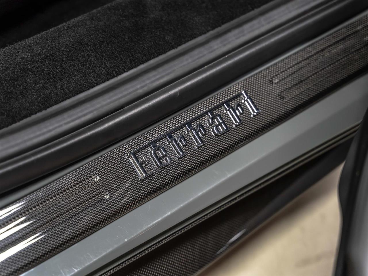 2018 Ferrari 400i CARBON FIBER RACING PKG|NOVITEC EXHAUST|SPECIAL PAINT Photo