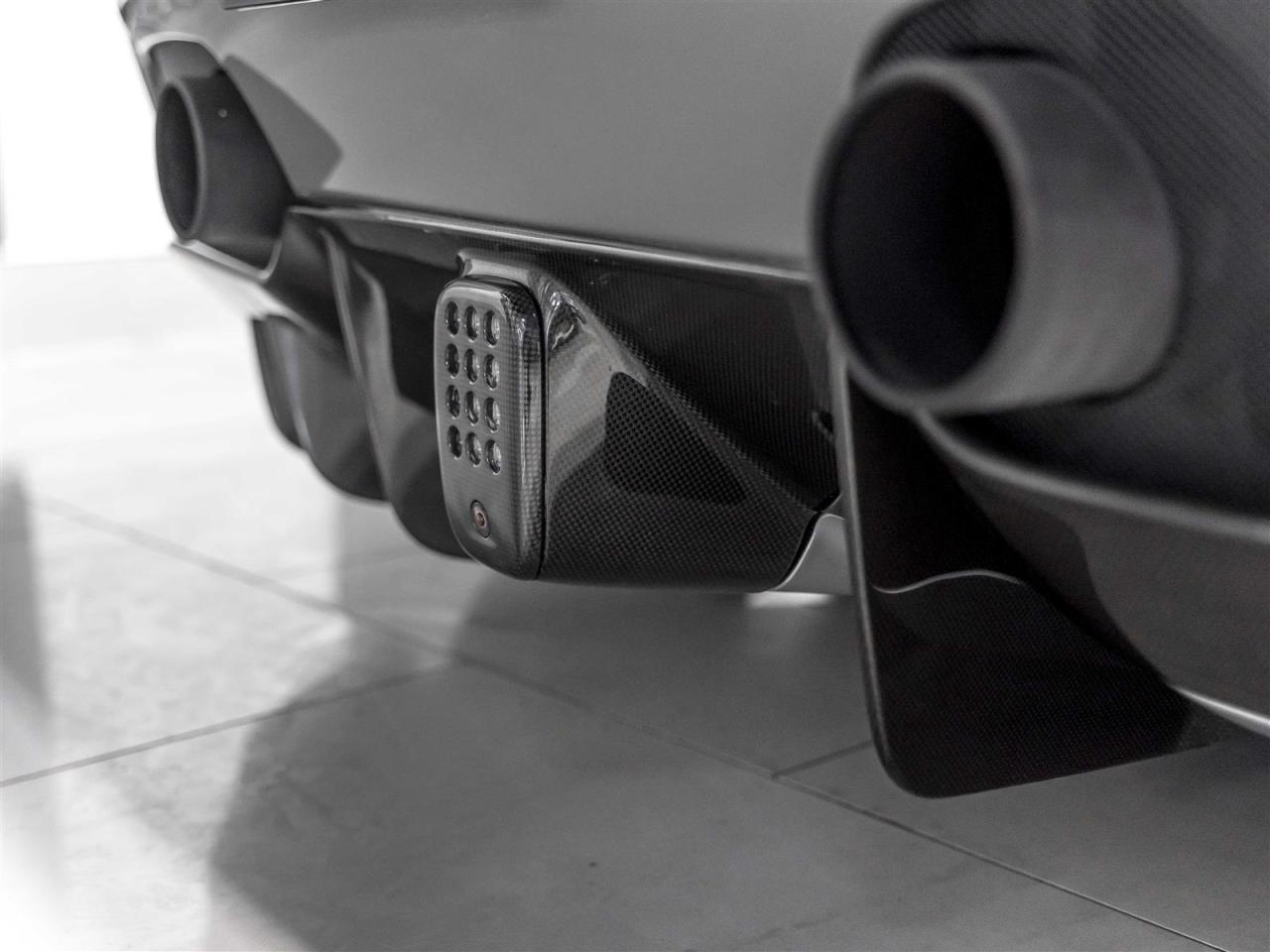 2018 Ferrari 400i CARBON FIBER RACING PKG|NOVITEC EXHAUST|SPECIAL PAINT Photo