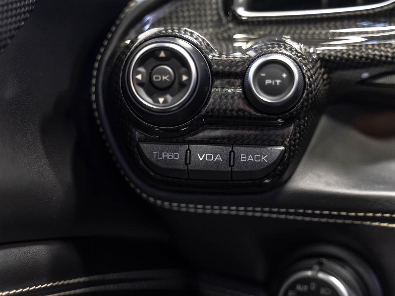 2018 Ferrari 400i CARBON FIBER RACING PKG|NOVITEC EXHAUST|SPECIAL PAINT Photo