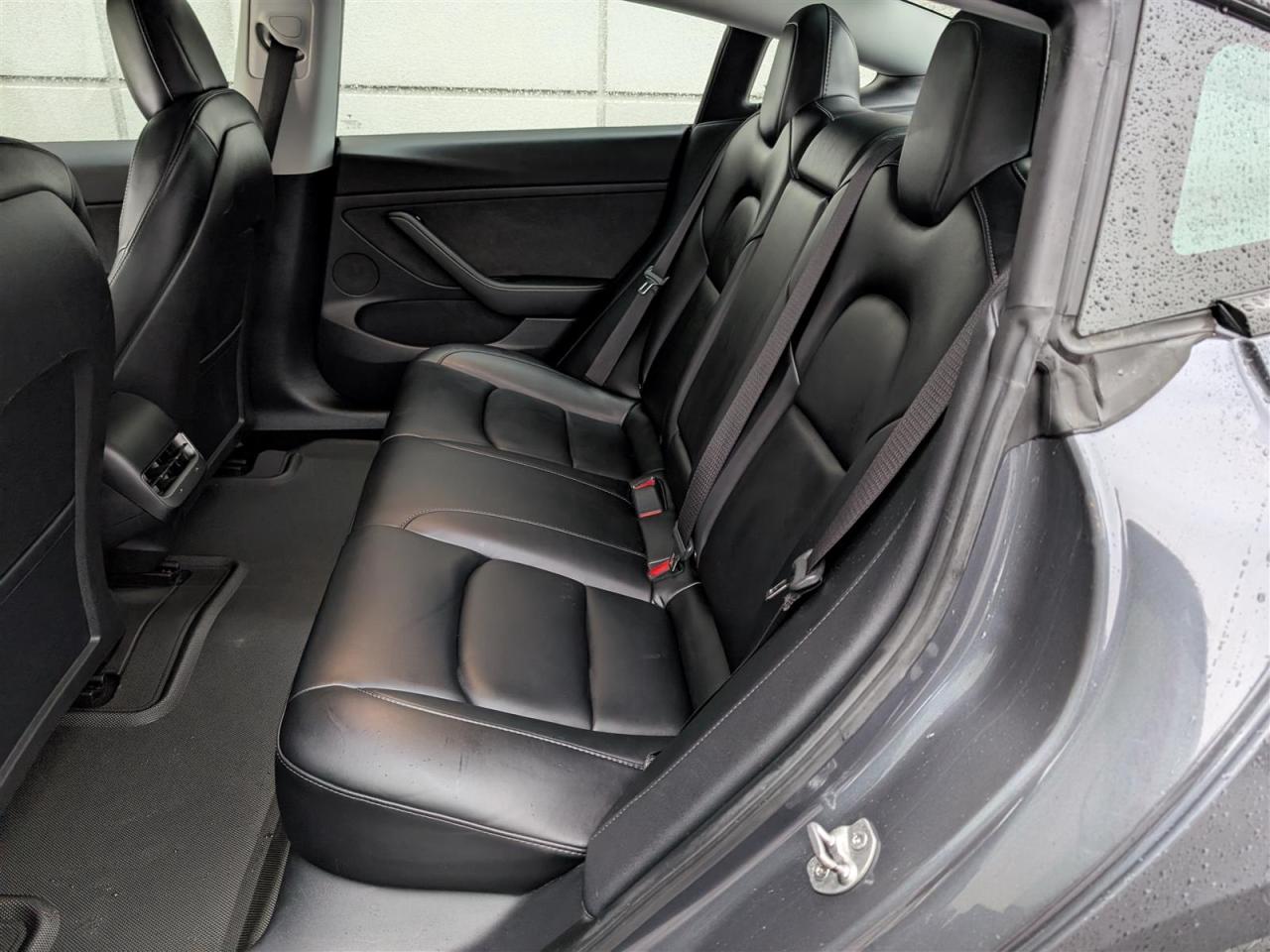 2021 Tesla Model 3 STANDARD RANGE PLUS Photo