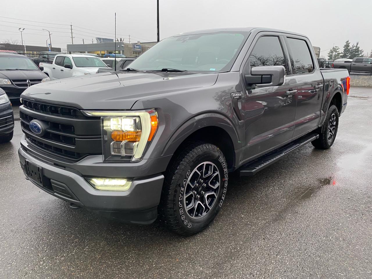 2022 Ford F-150 Lariat | SuperCrew | PANORAMIC Sunroof | 5.5" Box Photo2