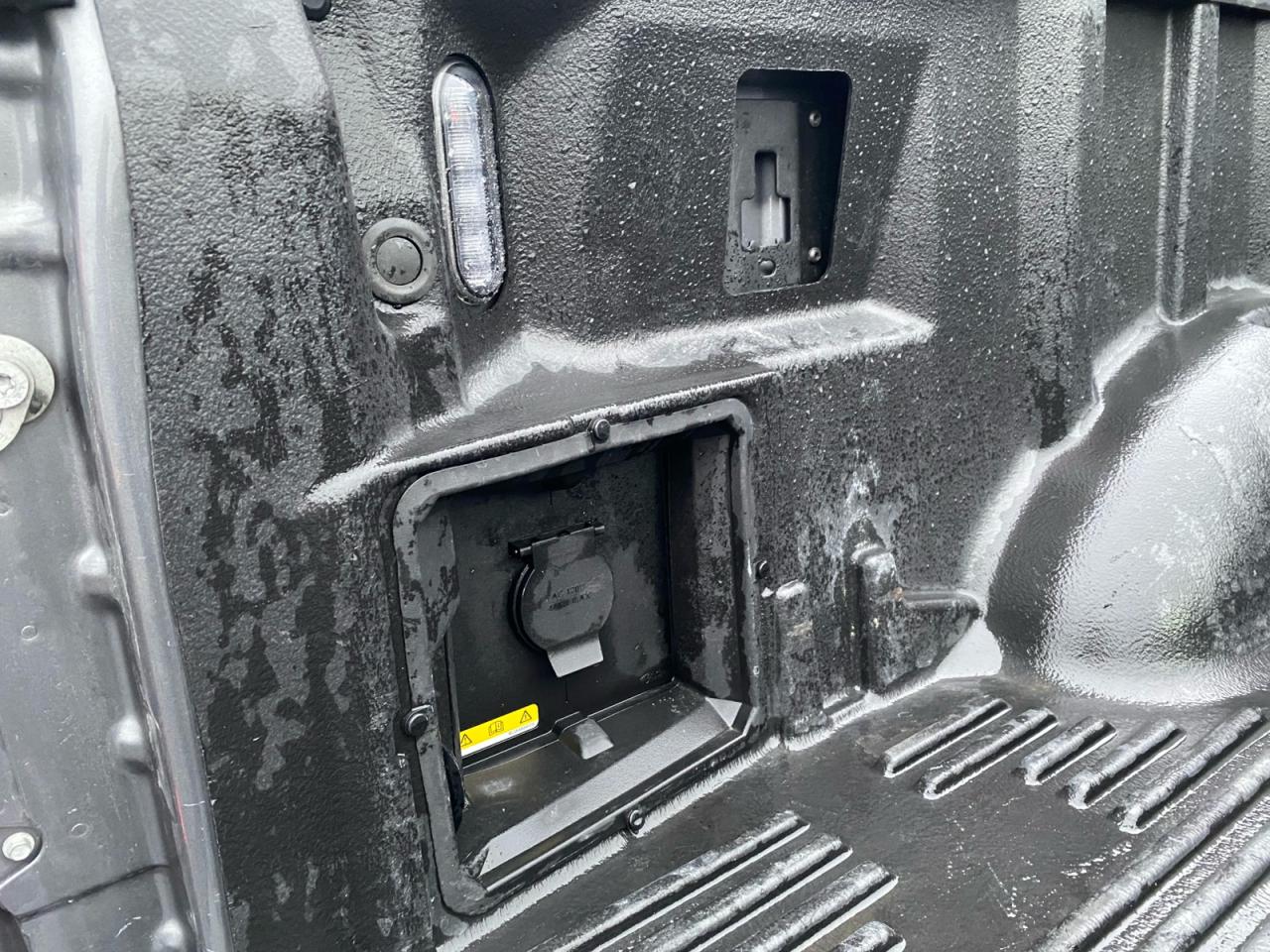 2022 Ford F-150 Lariat | SuperCrew | PANORAMIC Sunroof | 5.5" Box Photo