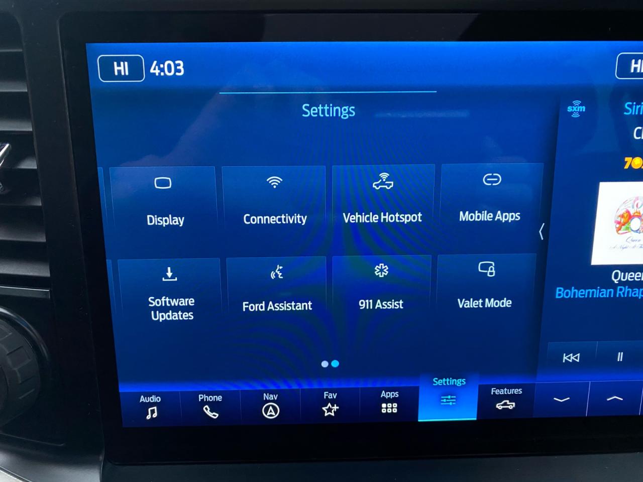 2022 Ford F-150 Lariat | SuperCrew | PANORAMIC Sunroof | 5.5" Box Photo