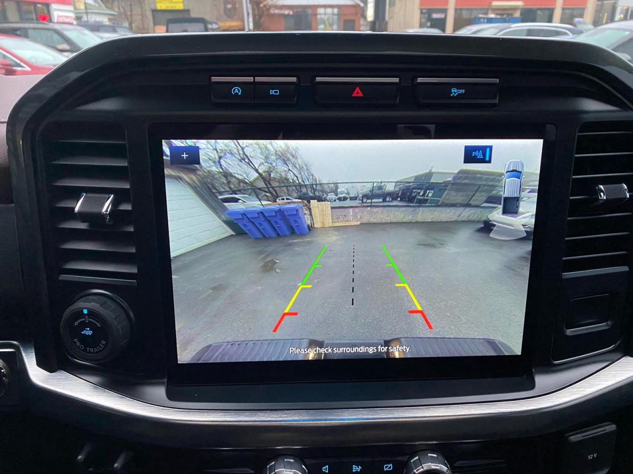 2022 Ford F-150 Lariat | SuperCrew | PANORAMIC Sunroof | 5.5" Box Photo