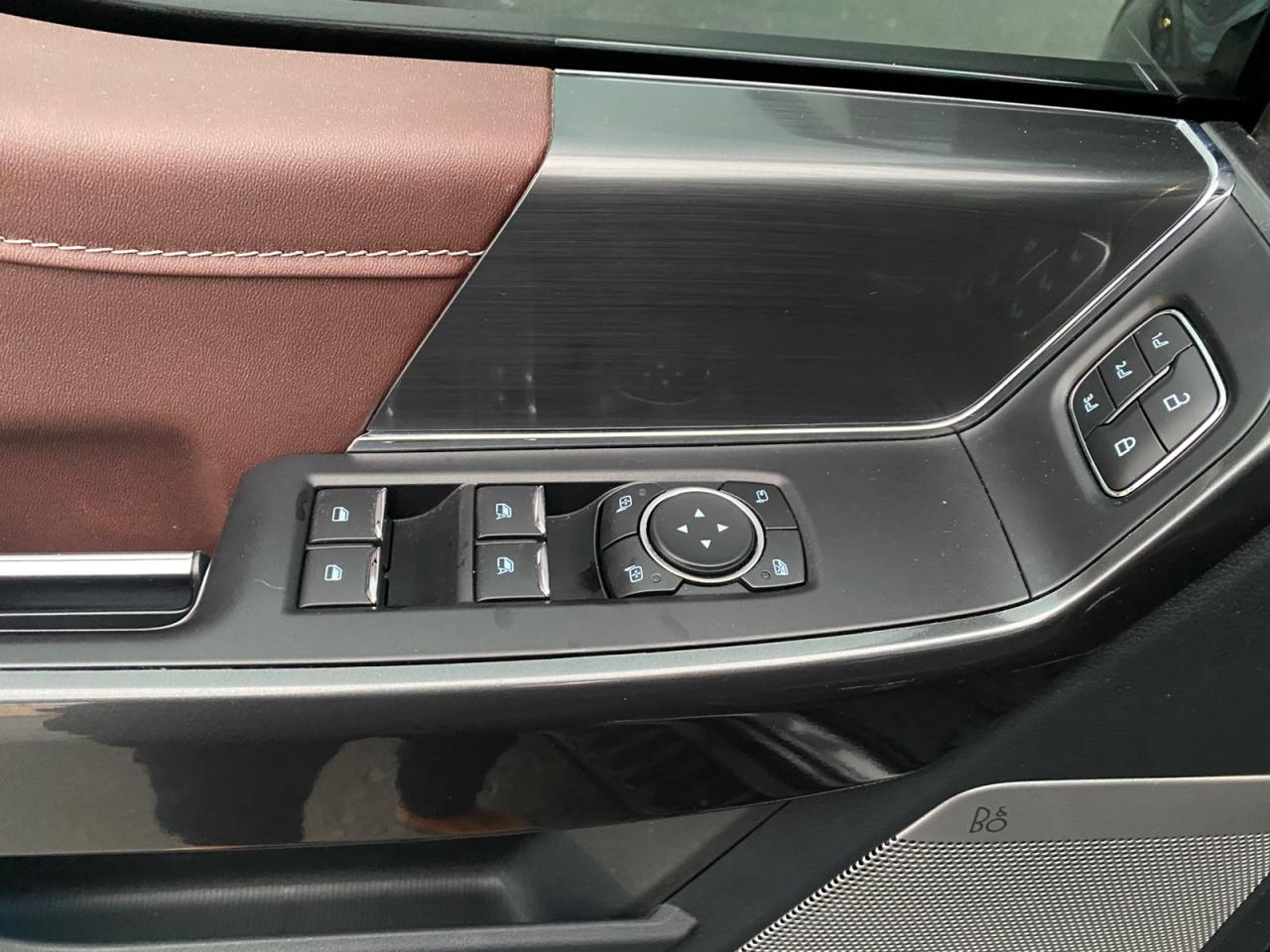 2022 Ford F-150 Lariat | SuperCrew | PANORAMIC Sunroof | 5.5" Box Photo