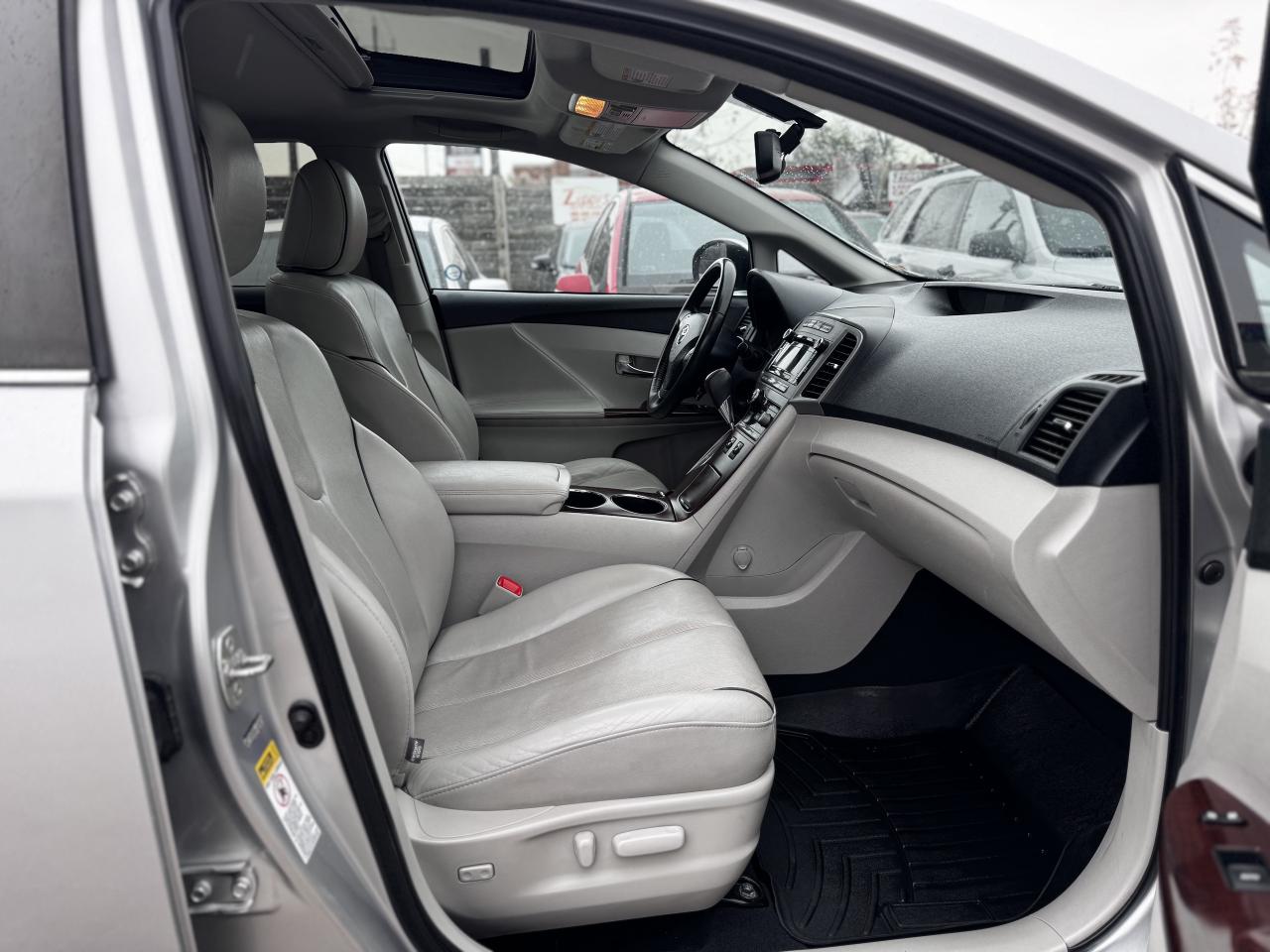 2010 Toyota Venza I4 Photo