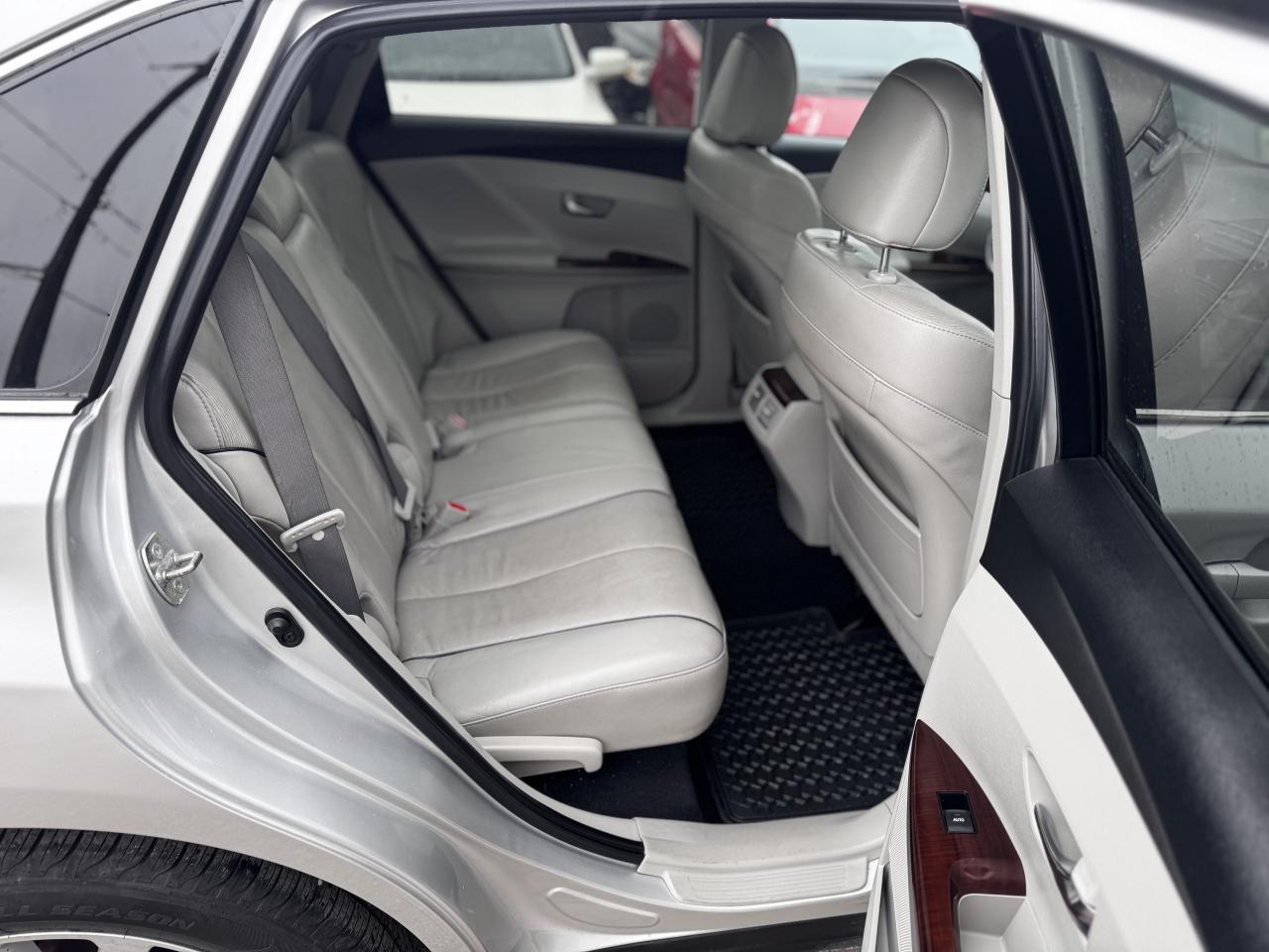 2010 Toyota Venza I4 Photo