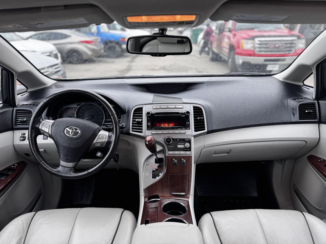 2010 Toyota Venza I4 Photo