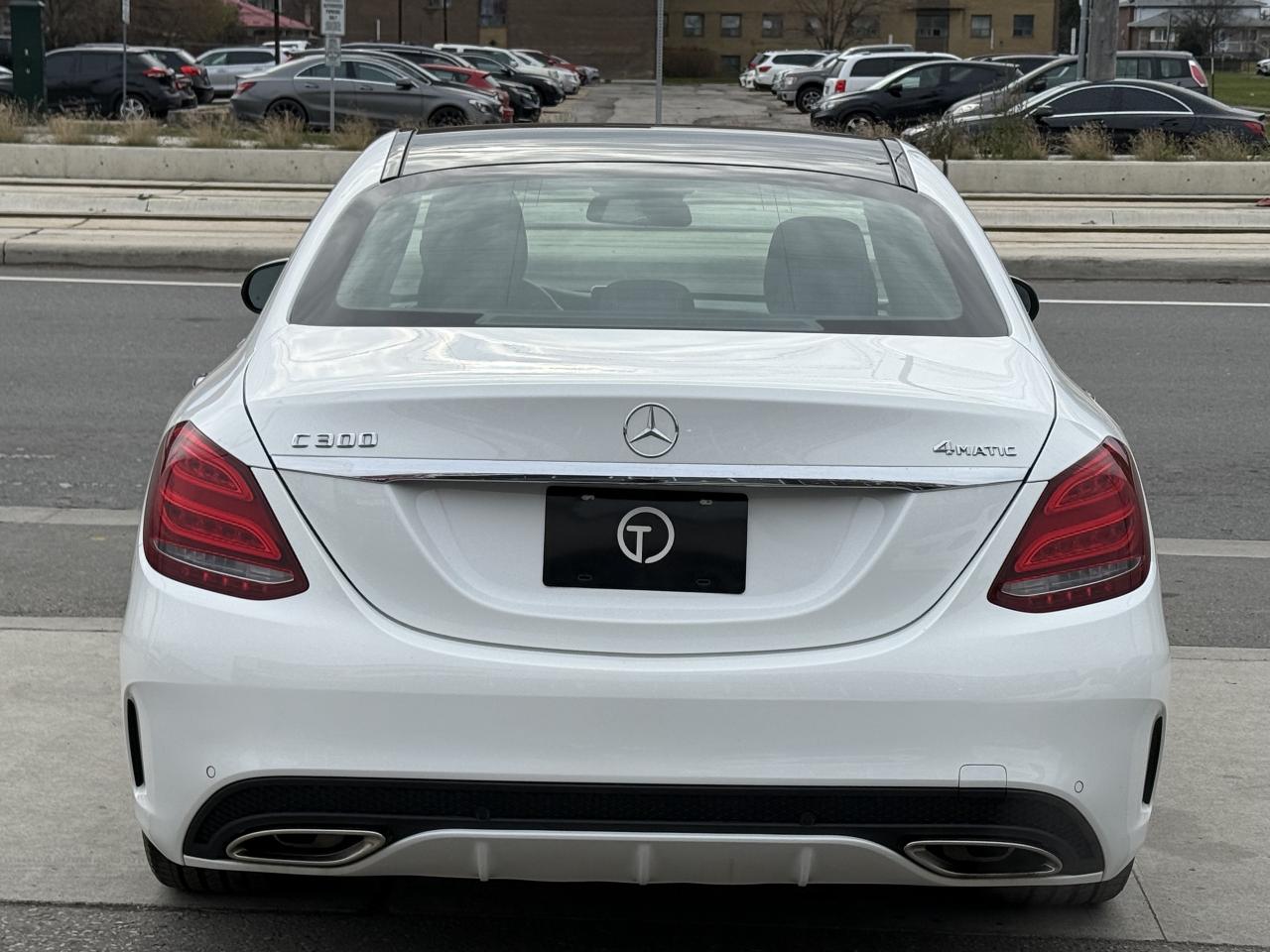 2016 Mercedes-Benz C-Class 300 //AMG PKG | PANO | NAVI | BACK UP CAMERA Photo