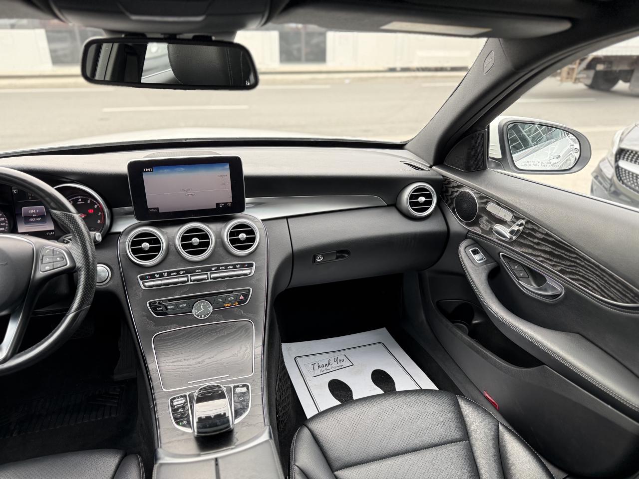 2016 Mercedes-Benz C-Class 300 //AMG PKG | PANO | NAVI | BACK UP CAMERA Photo