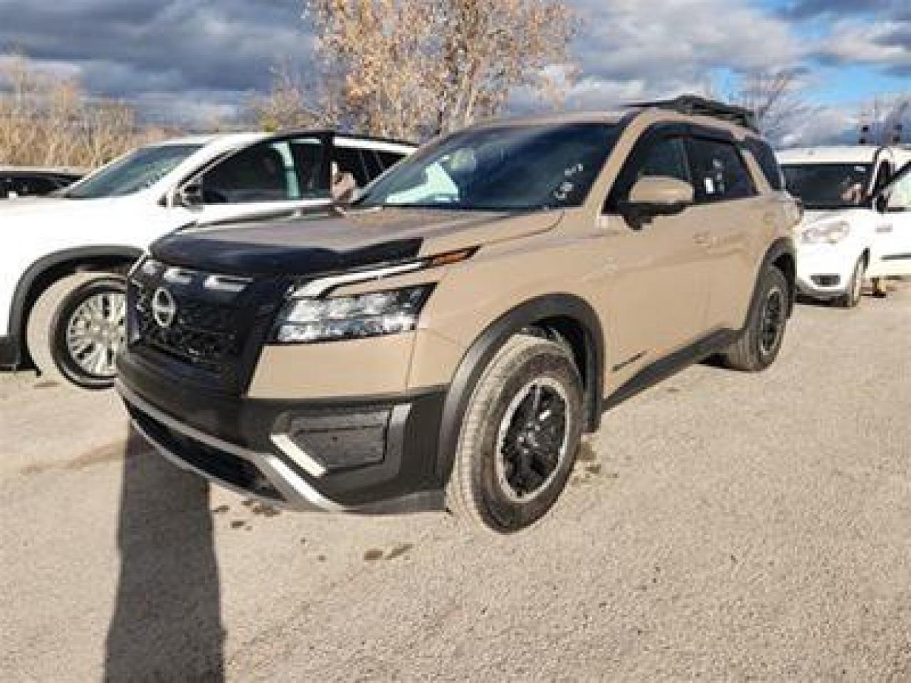 Used 2024 Nissan Pathfinder Rock Creek 4WD for sale in Smiths Falls, ON