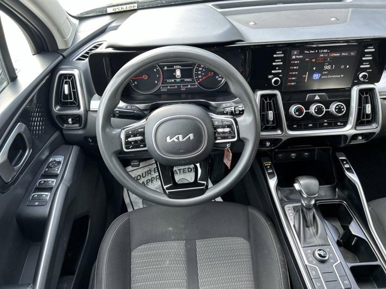 2023 Kia Sorento LX+ AWD | No accidents | 7 Passengers Photo