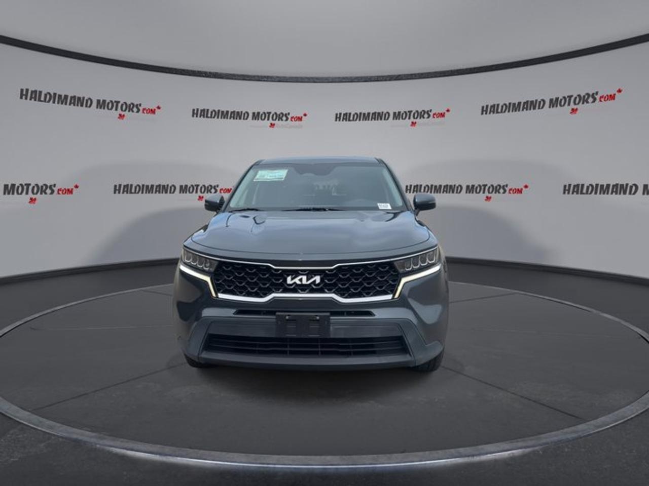 2023 Kia Sorento LX+ AWD | No accidents | 7 Passengers Photo