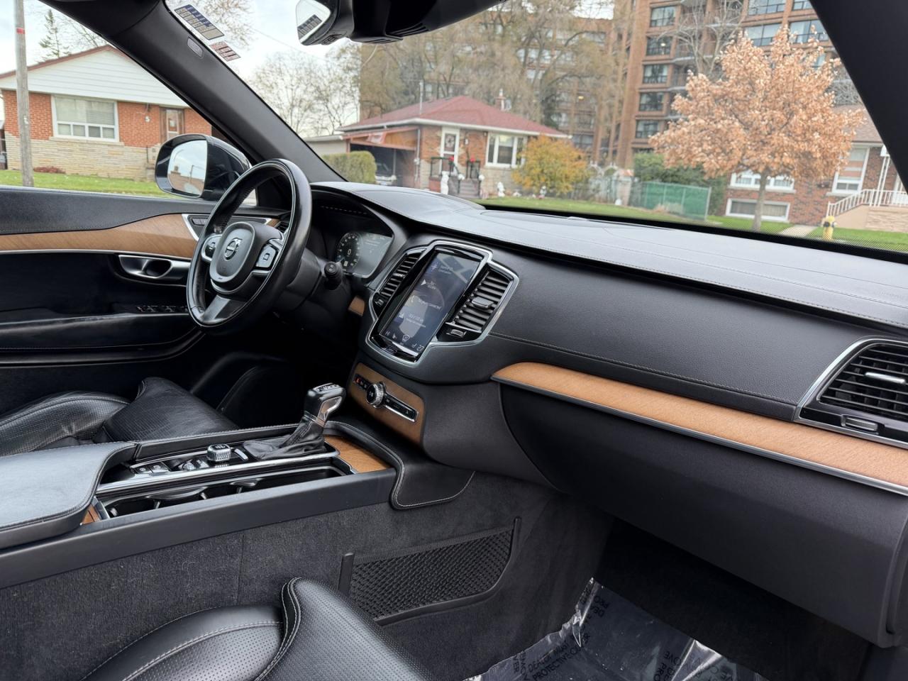 2019 Volvo XC90 T6 Inscription AWD - Photo #12