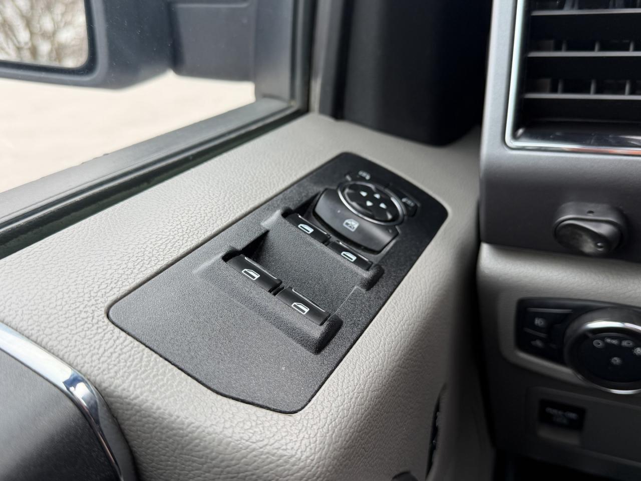 2020 Ford F-150 XLT 4WD SUPERCAB 8' BOX - Photo #23