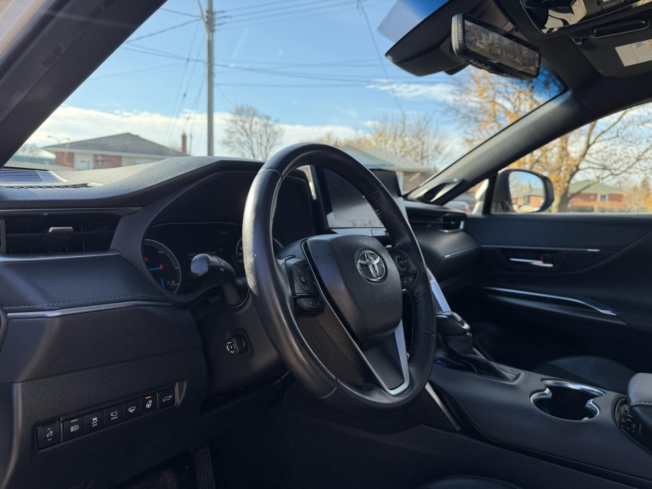 2021 Toyota Venza LIMITED AWD - Photo #17