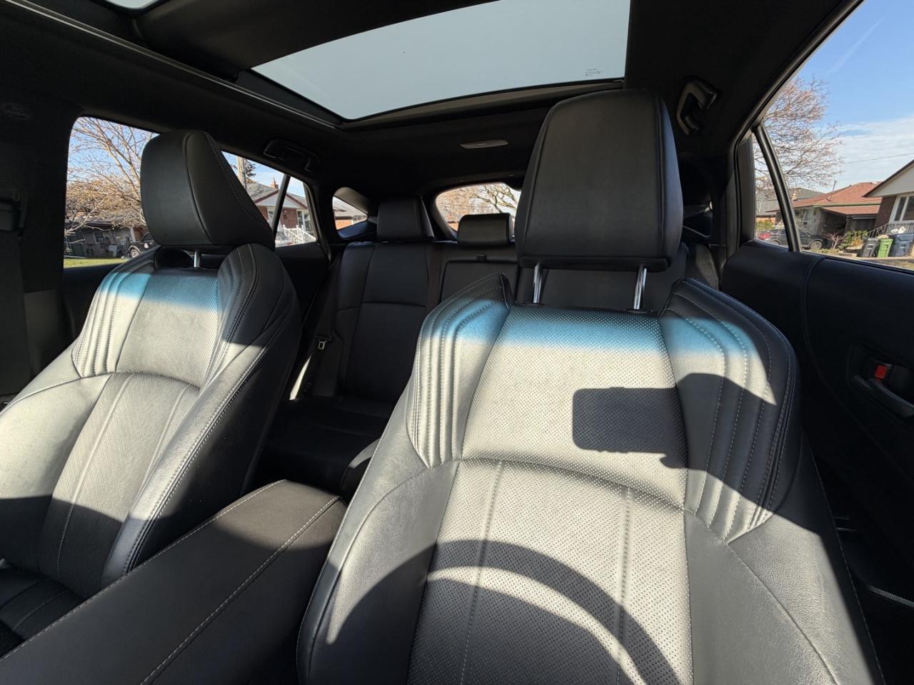 2021 Toyota Venza LIMITED AWD - Photo #25