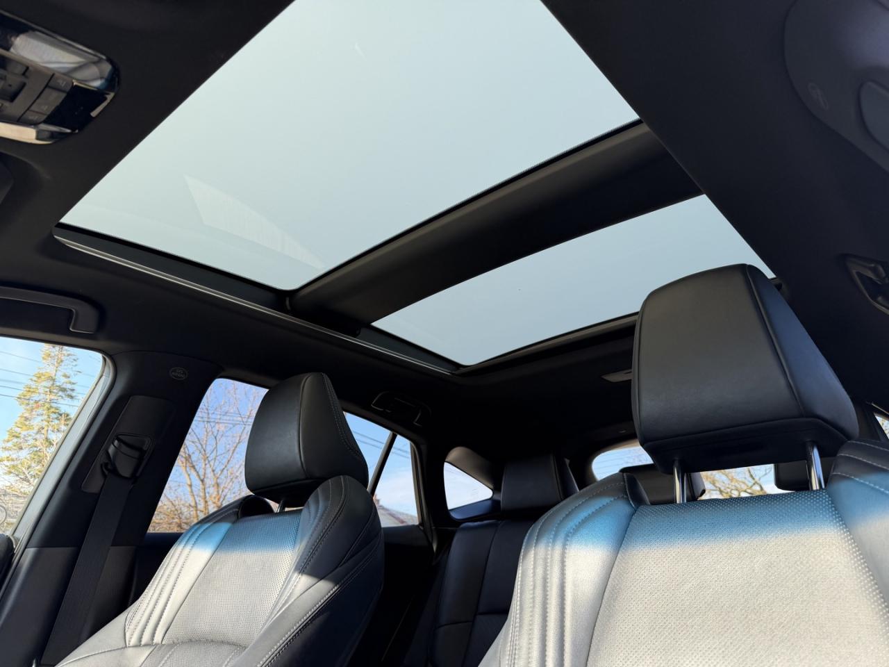 2021 Toyota Venza LIMITED AWD - Photo #26